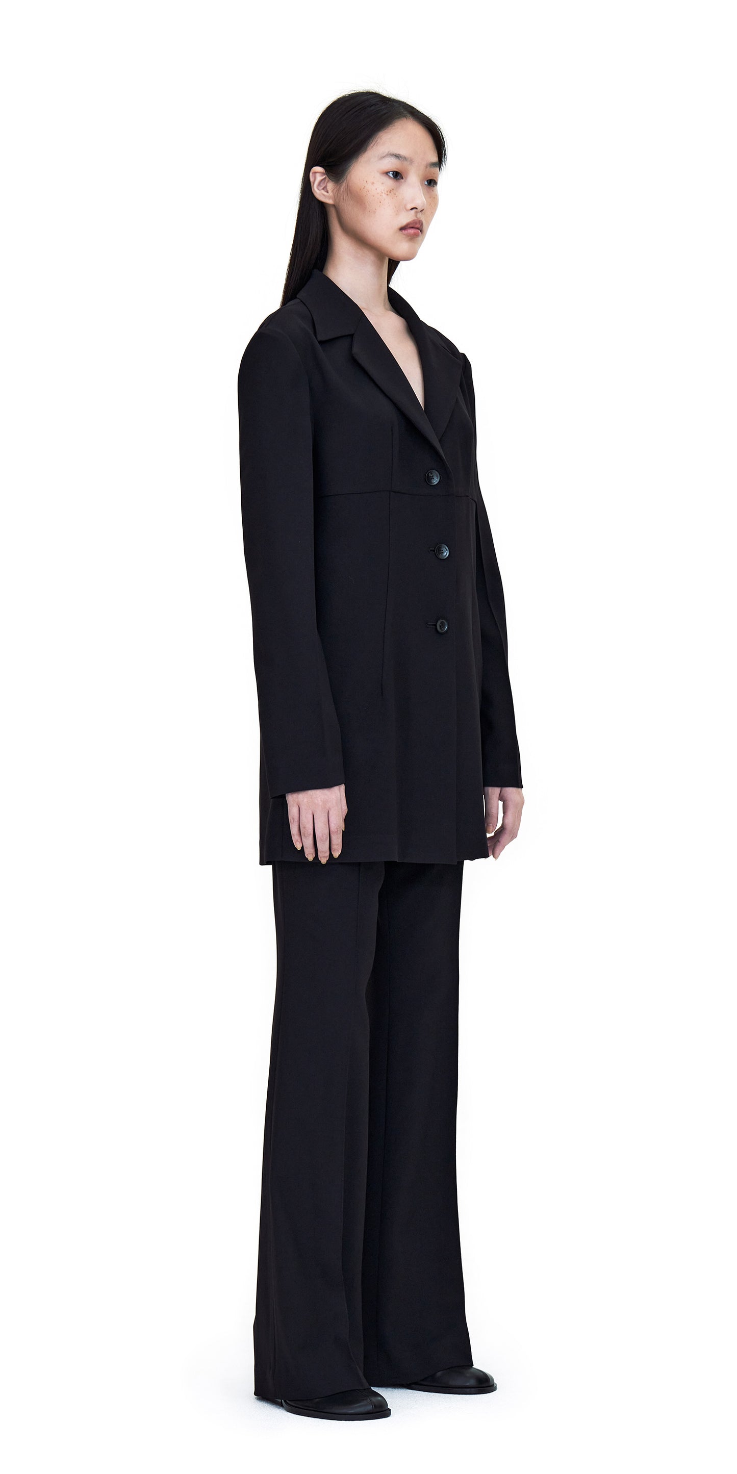 BLACK TAILORED BLAZER