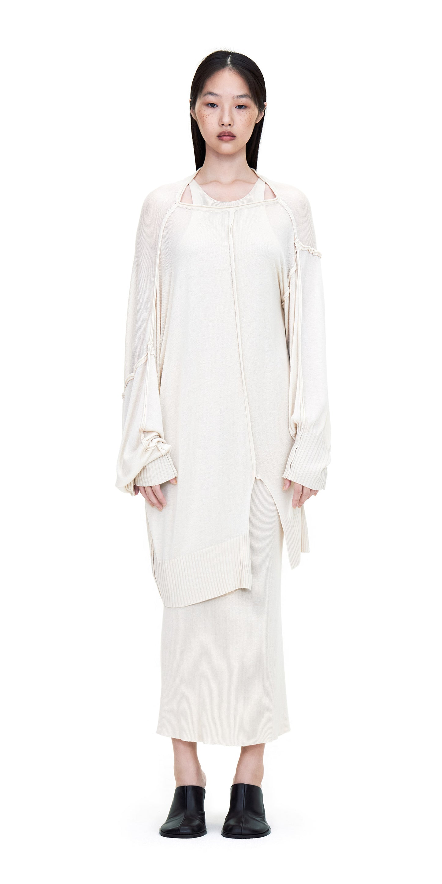 OFF-WHITE LONG SLEEVE OVERSIZED ASYMMETRIC CUTTING KNIT TOP