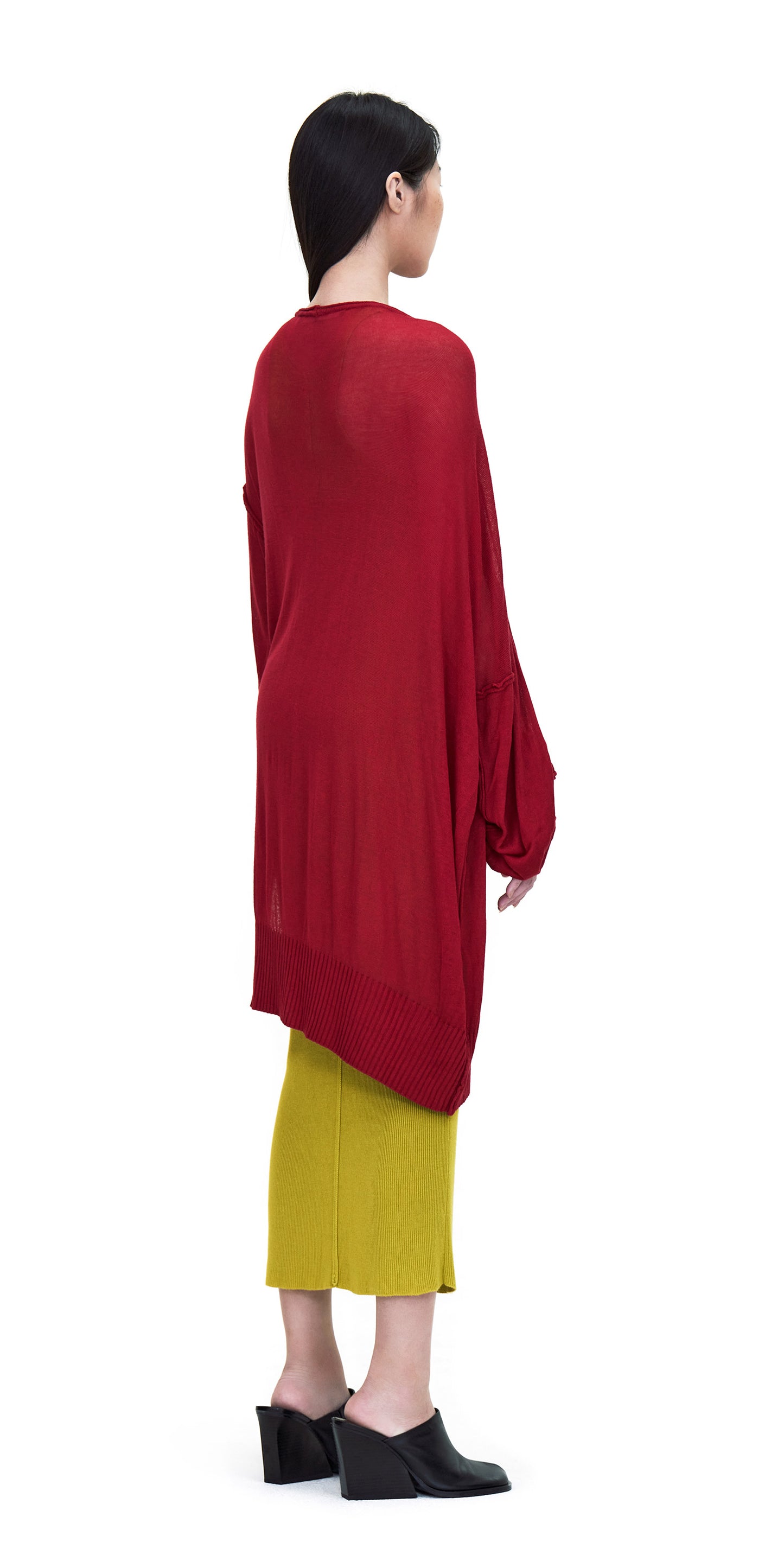 RED LONG SLEEVE OVERSIZED ASYMMETRIC CUTTING KNIT TOP
