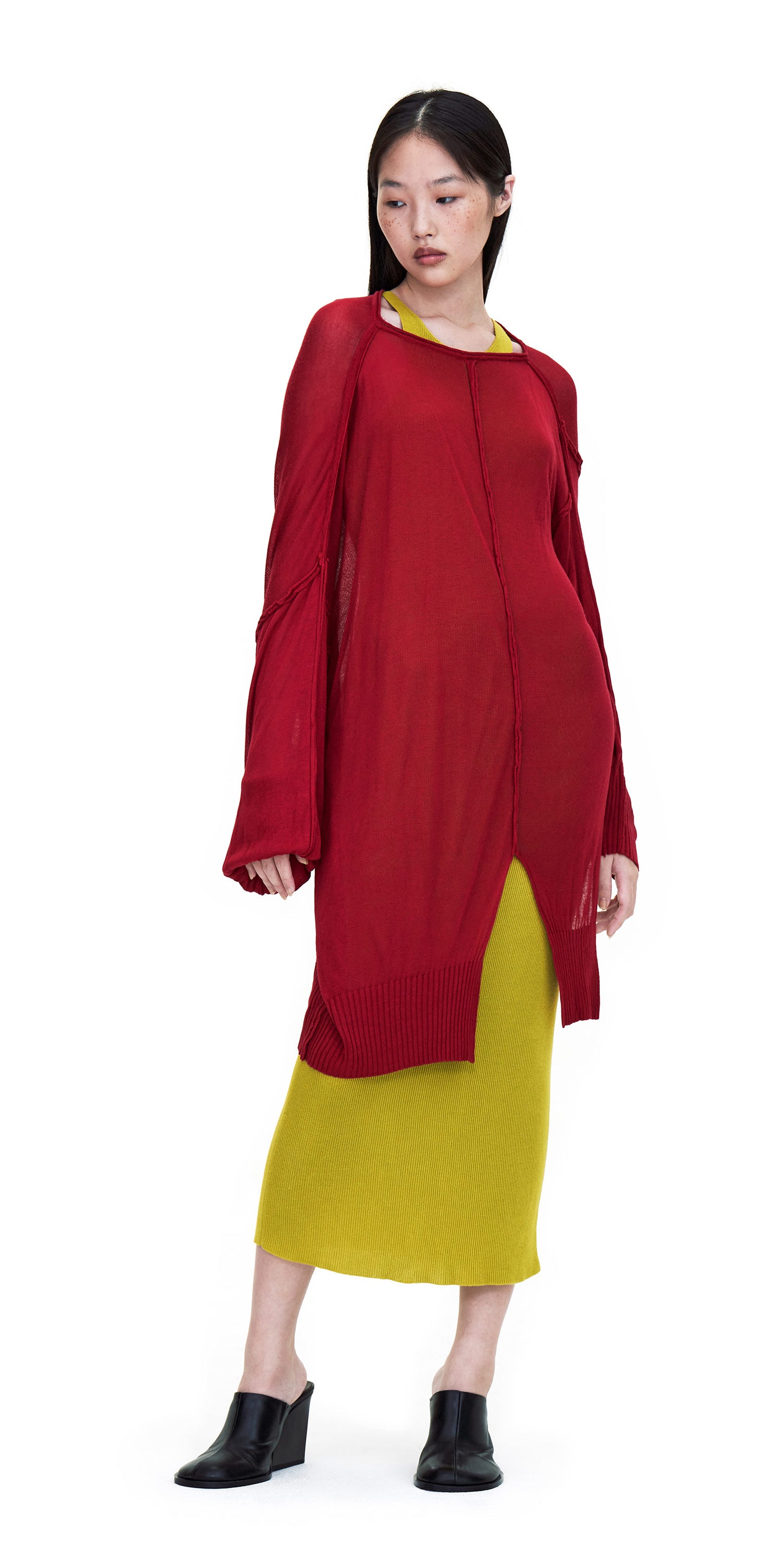 RED LONG SLEEVE OVERSIZED ASYMMETRIC CUTTING KNIT TOP