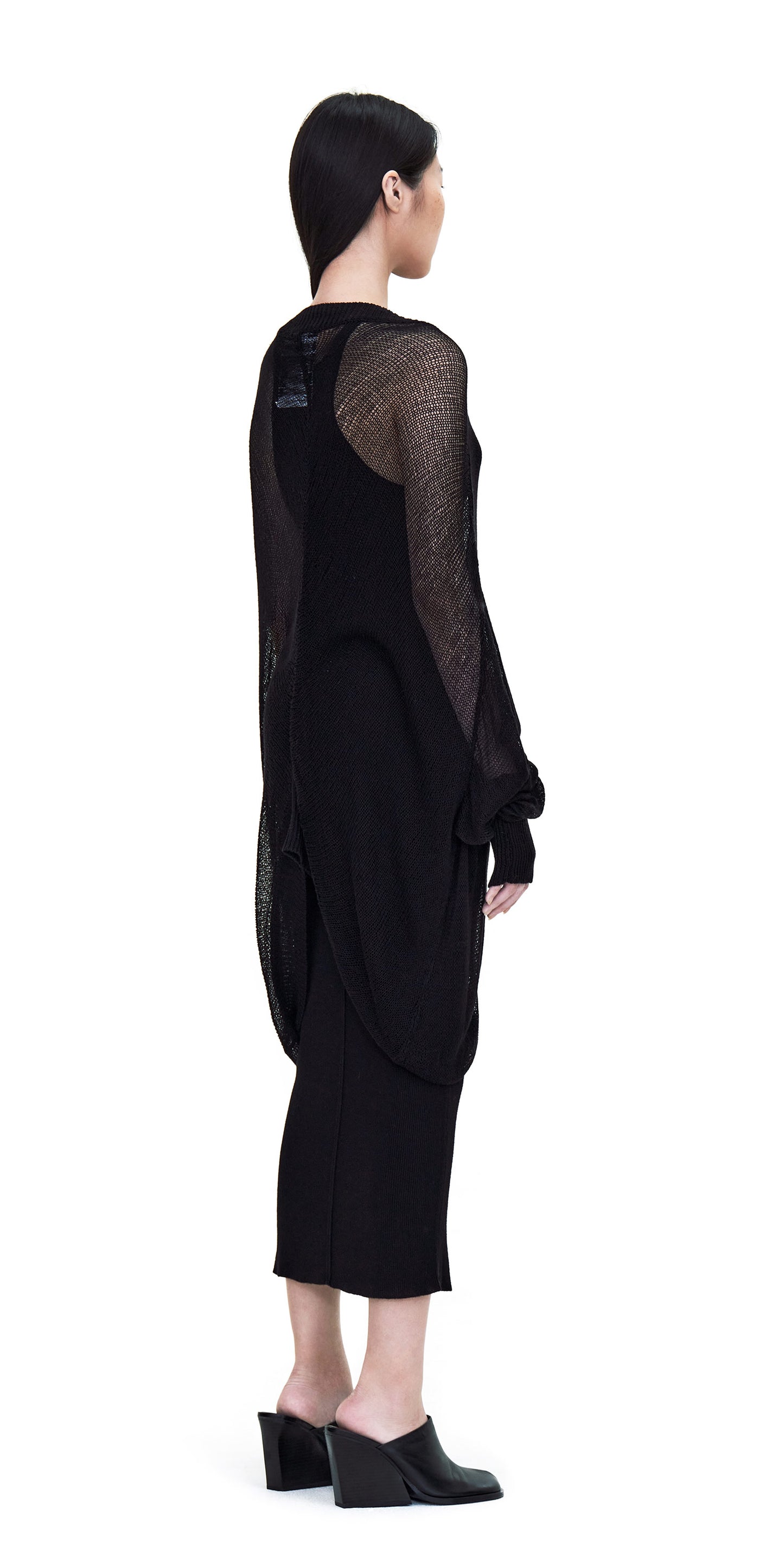 BLACK LONG SLEEVE LOOSE-KNIT DRESS