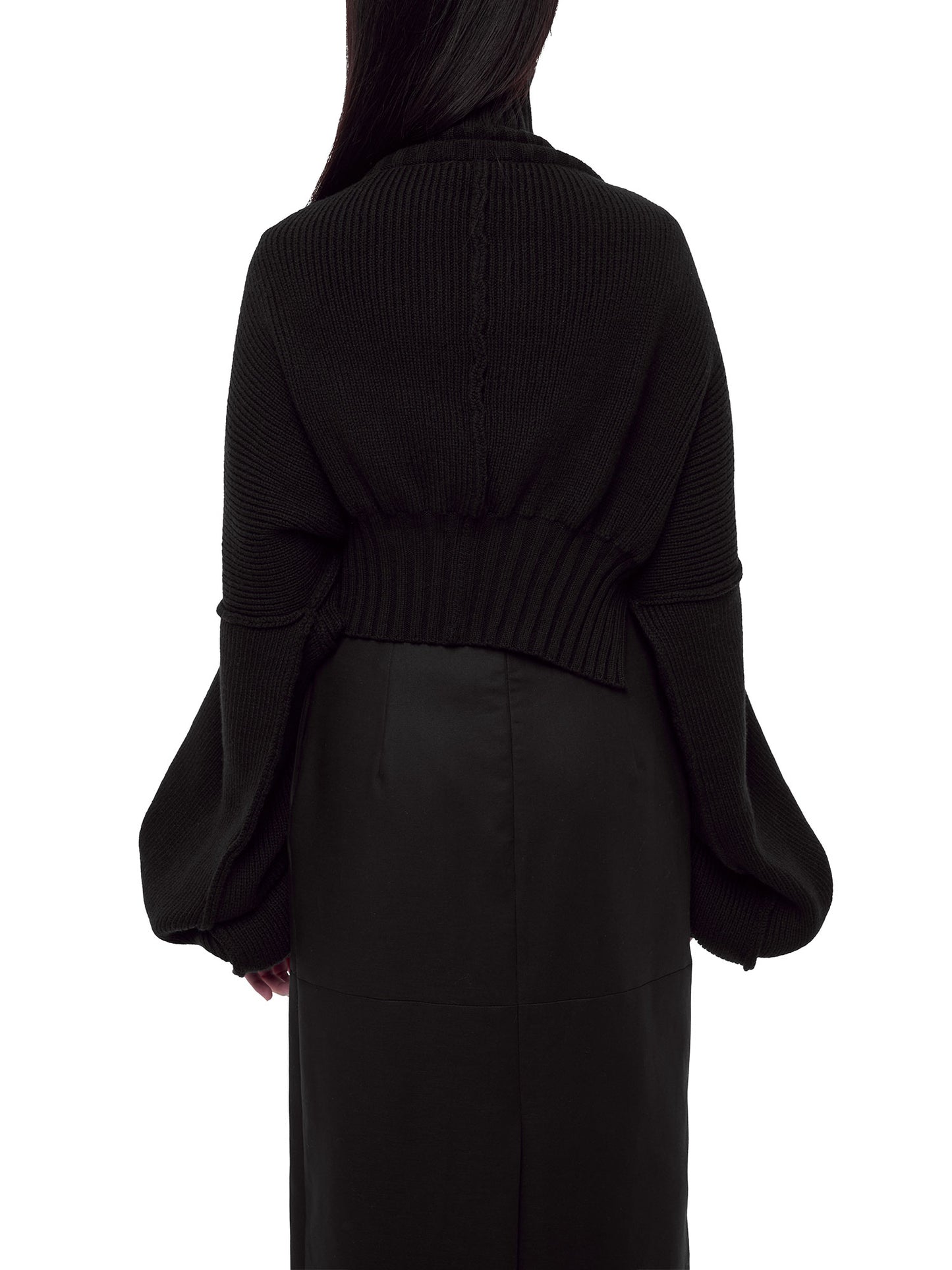 BLACK OVERSIZED KNIT SHORT TURTLENECK