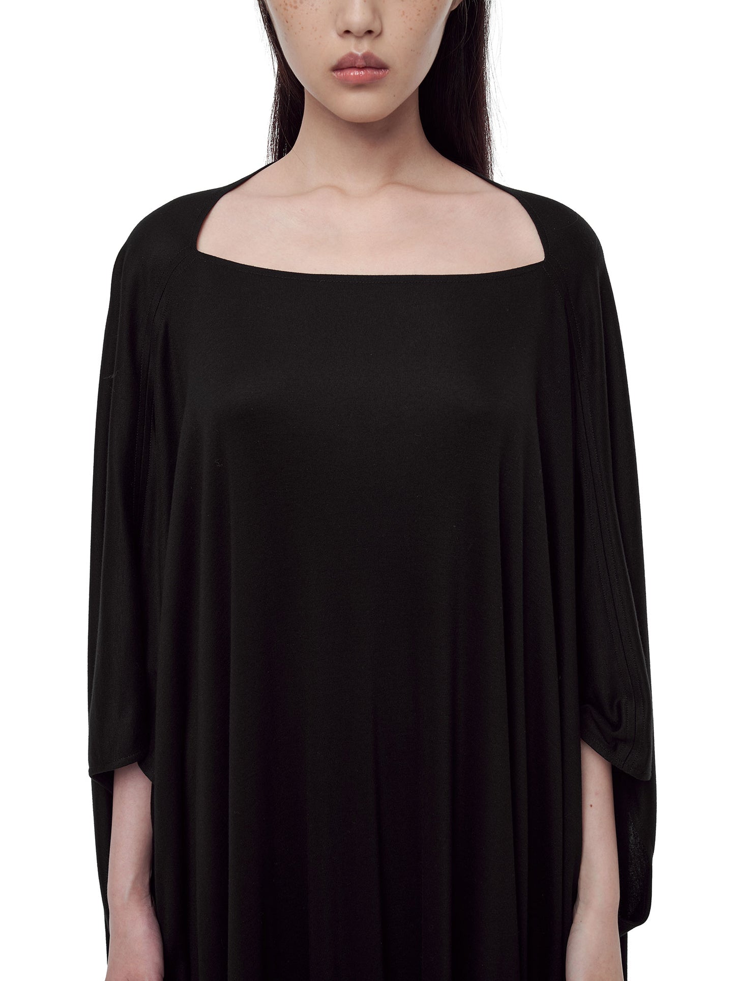BLACK KNIT OVERSIZED SQUARE DRESS