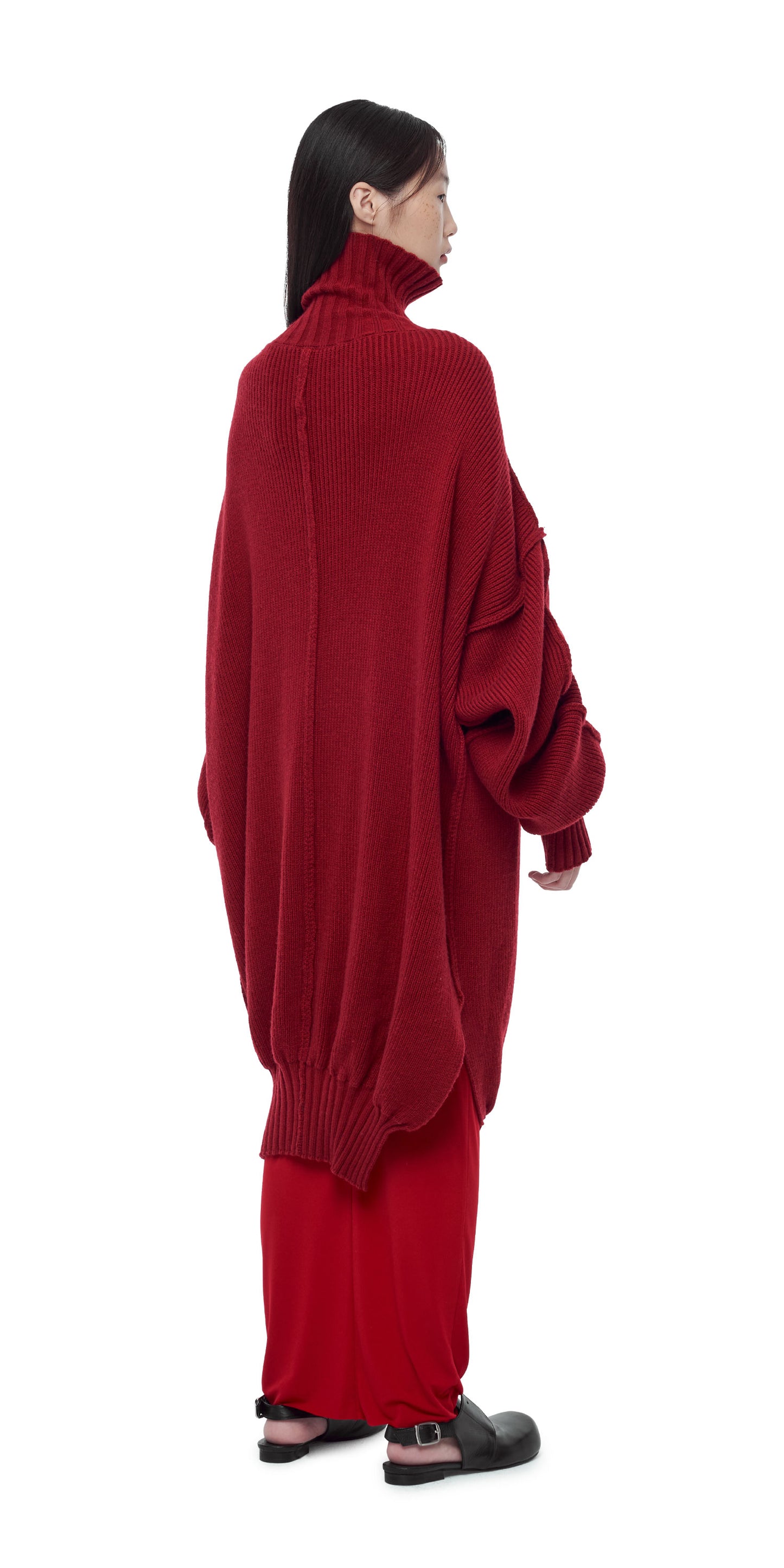 RED OVERSIZED KNIT TURTLENECK DRESS