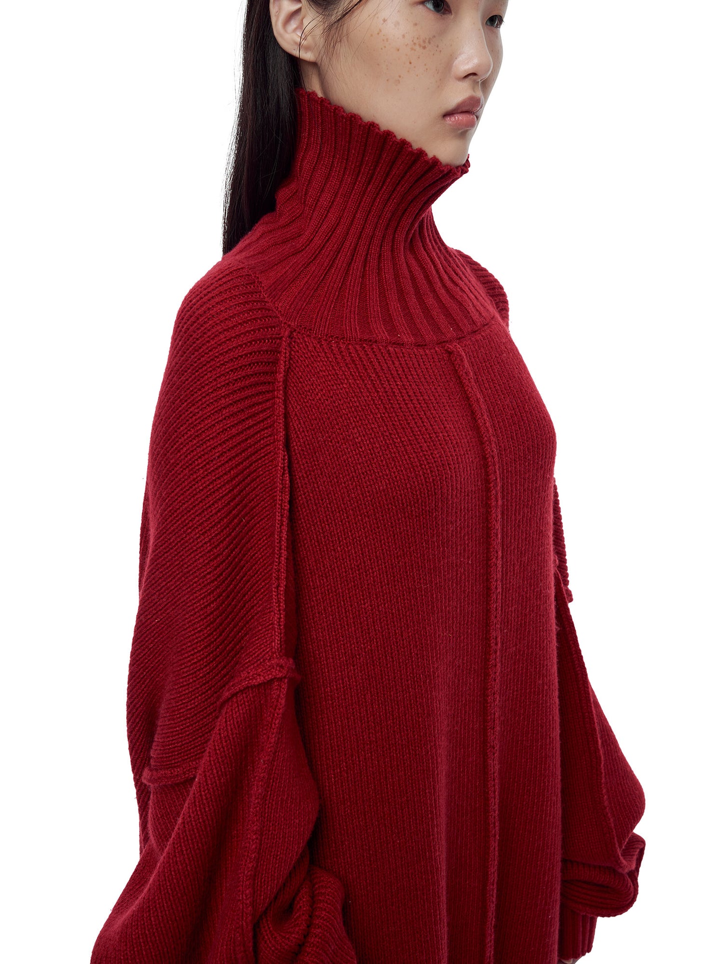 RED OVERSIZED KNIT TURTLENECK DRESS
