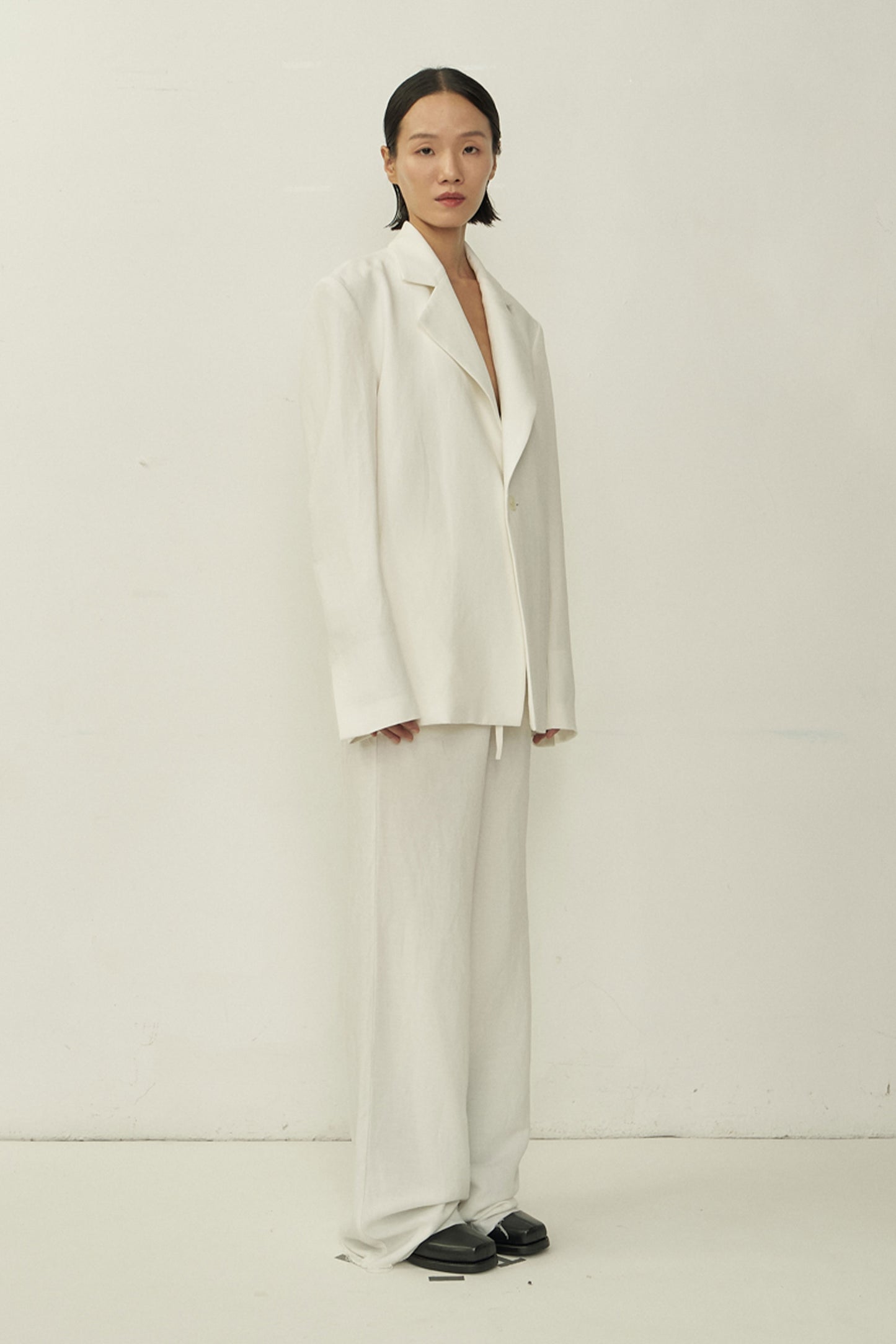 WHITE DESIGN LINE BLAZER