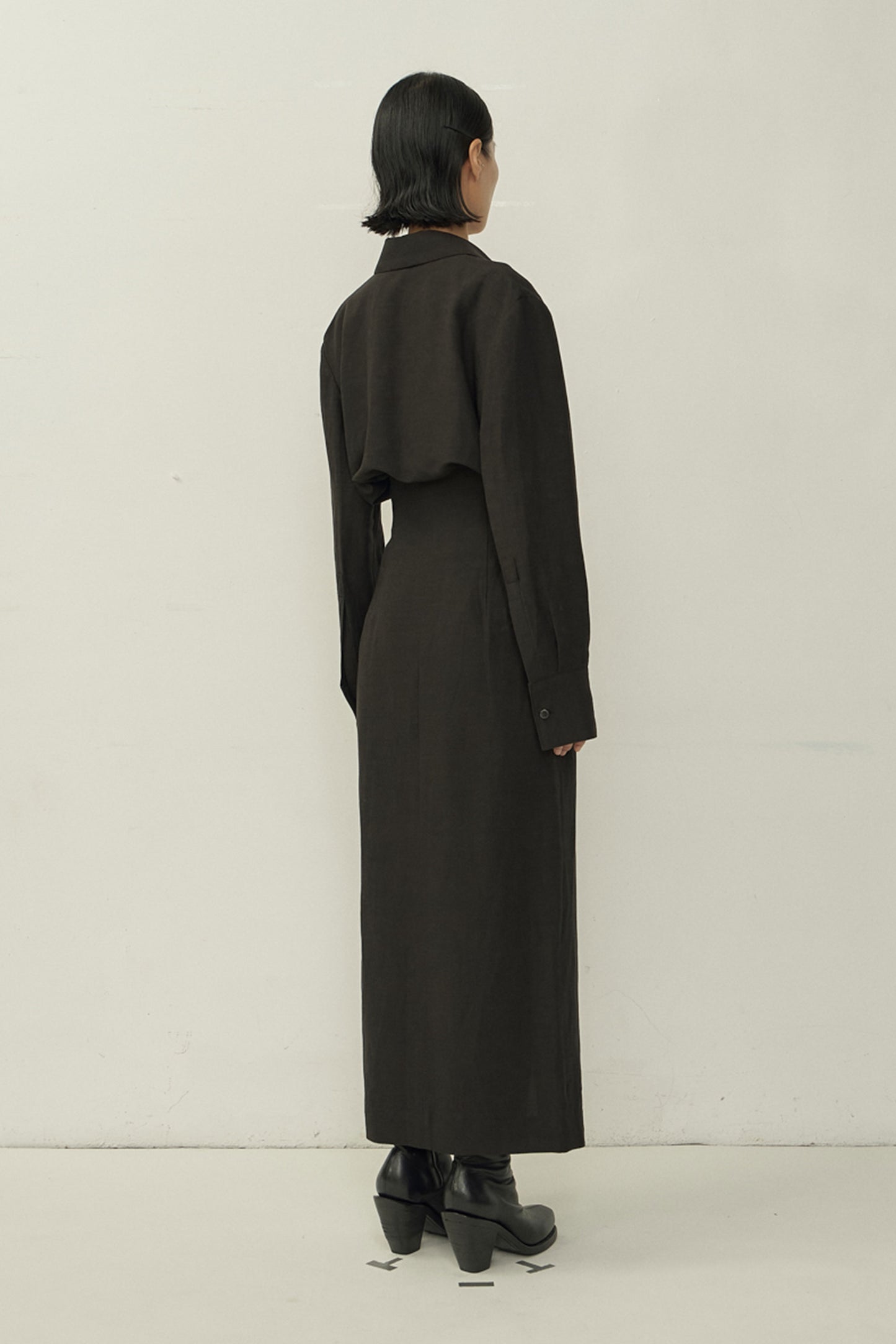 BLACK ZIP HIGH-WAIST PENCIL SKIRT