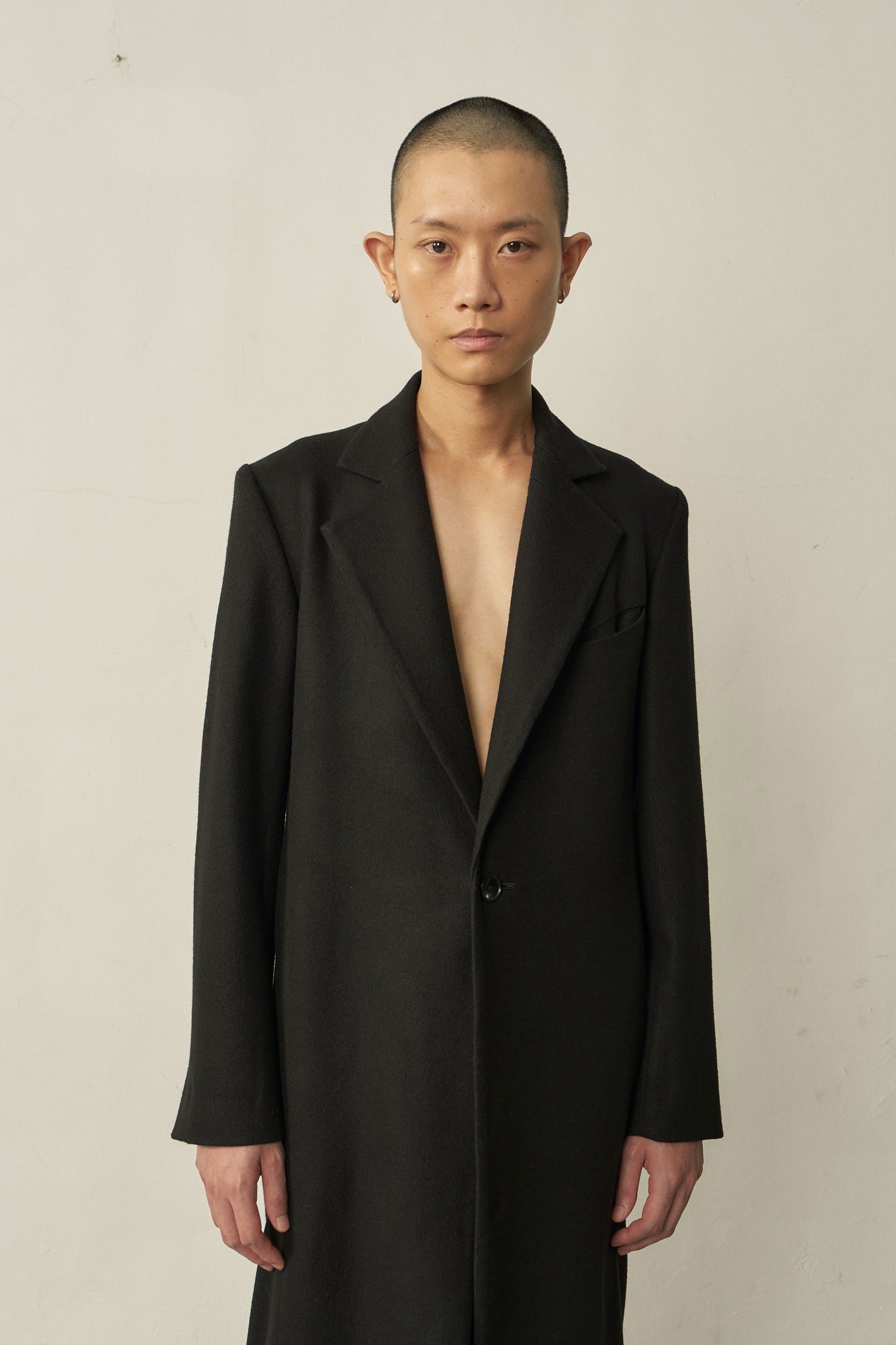 BLACK WOOL DESIGN LINE BLAZER COAT