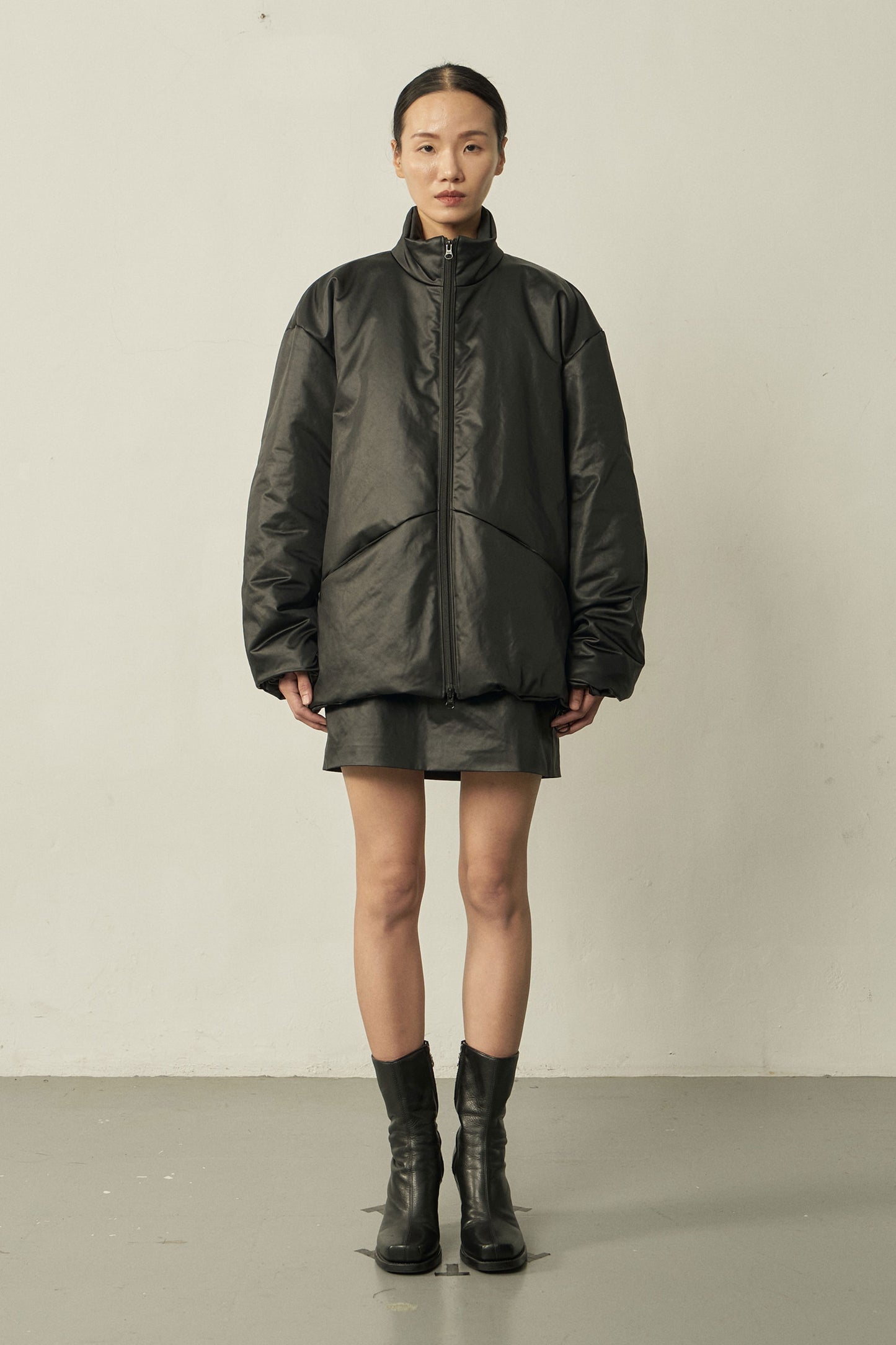 BLACK PADDED SHORT COAT