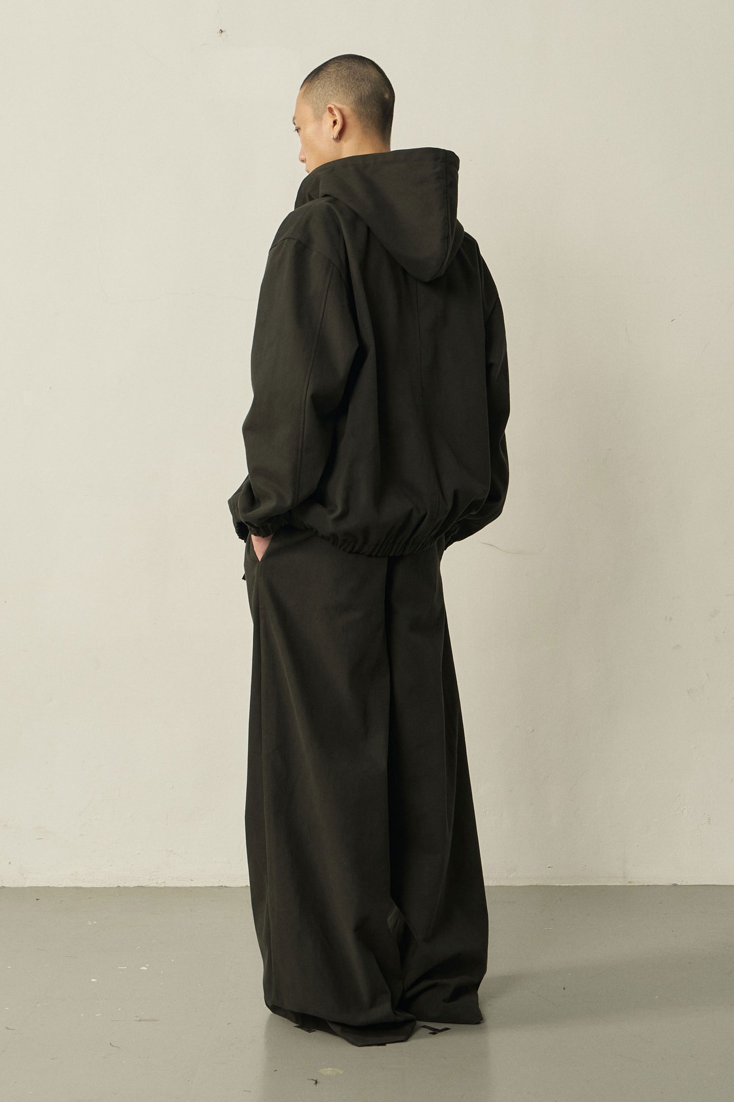 BLACK COTTON HOODED JACKET