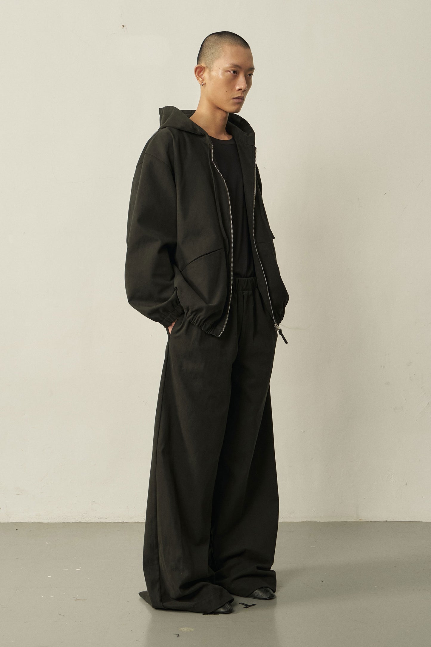 BLACK COTTON HOODED JACKET