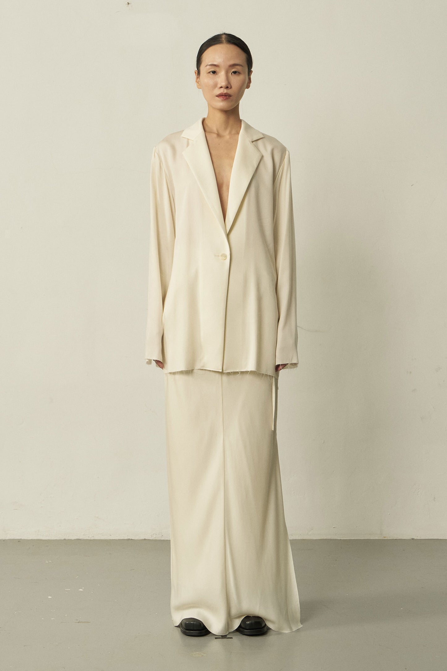 WHITE CUPRO RAW EDGE BLAZER SHIRT