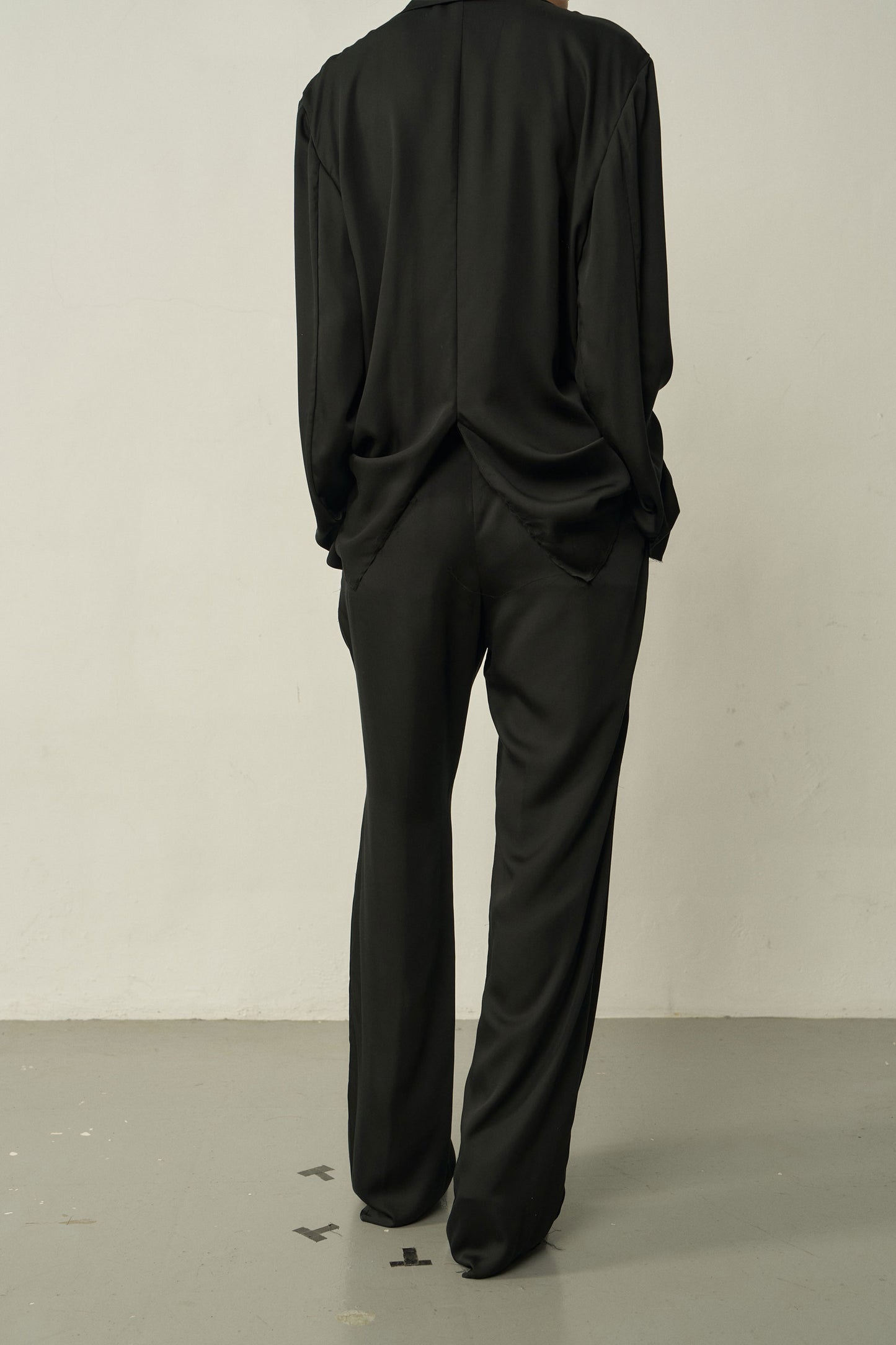 BLACK CUPRO RAW EDGE BLAZER SHIRT