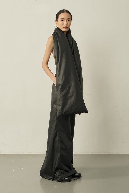 BLACK LEATHER-LIKE PADDED SCARF