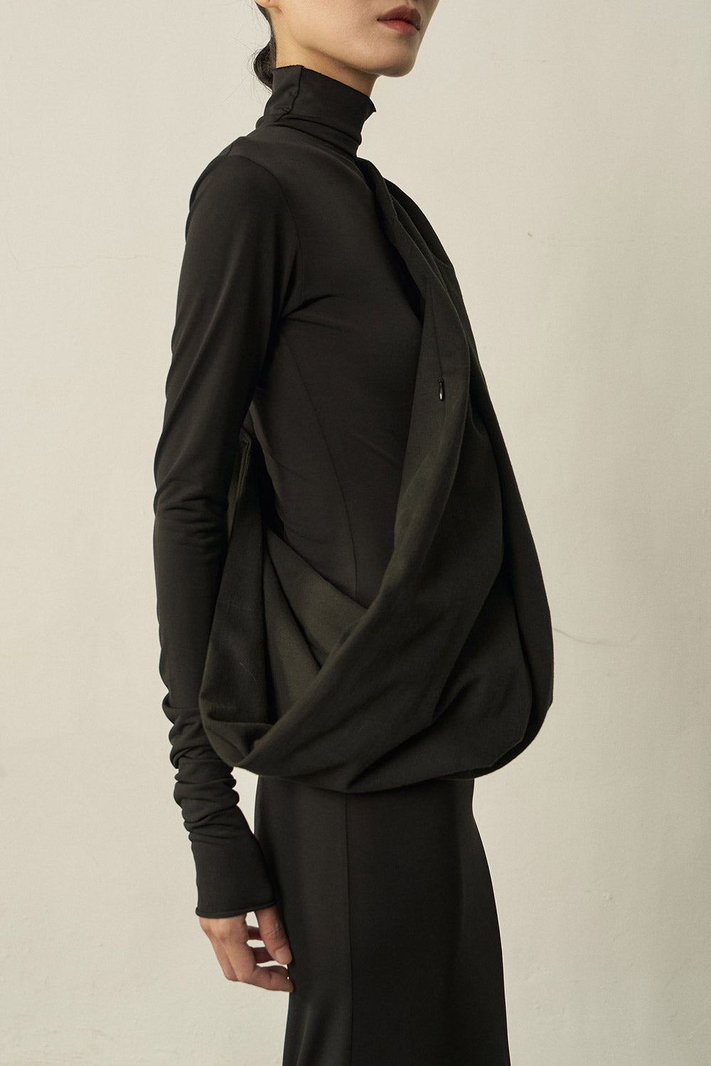 BLACK COTTON TWIST SCARF BAG