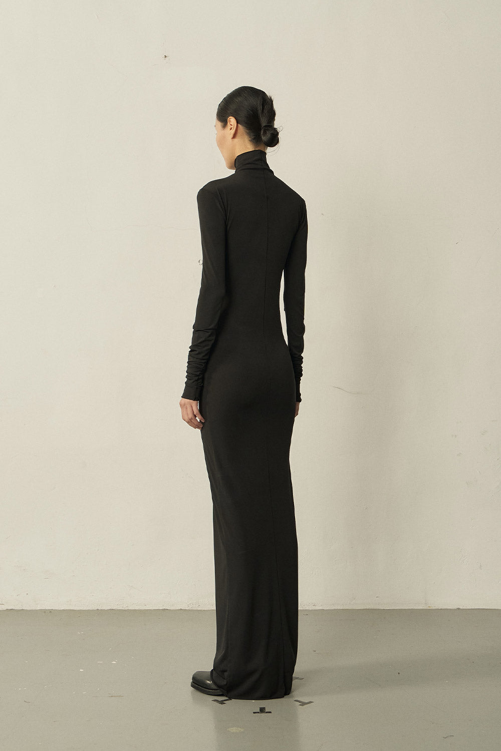 BLACK LONG-SLEEVE HIGH NECK SKINNY MAXI DRESS