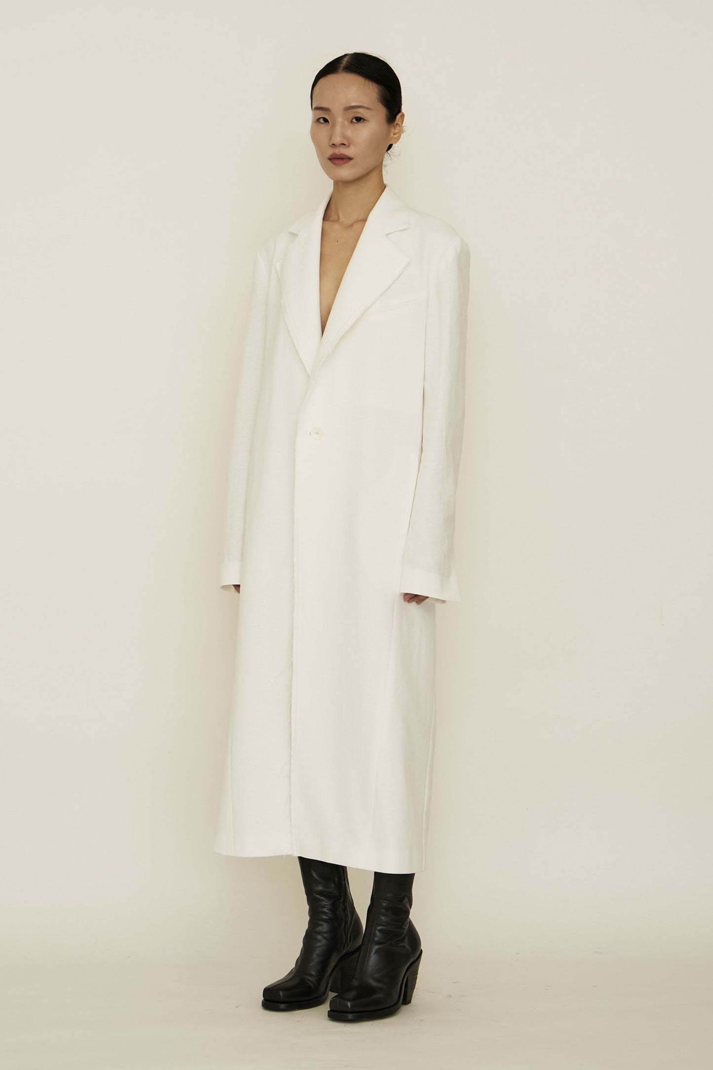 WHITE COTTON RAW EDGE BLAZER COAT