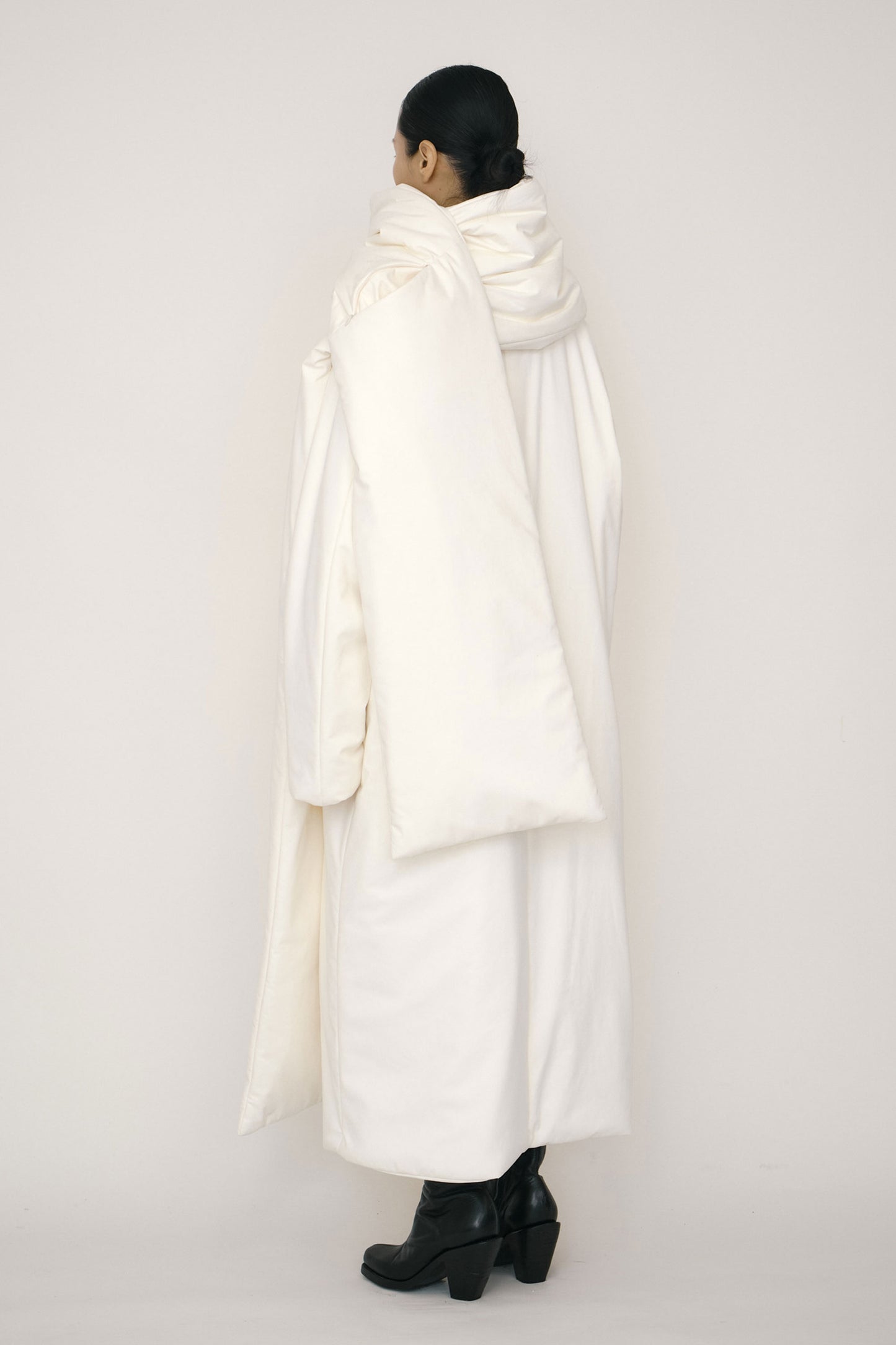 WHITE FAUX-SUEDE PADDED MAXI SCARF