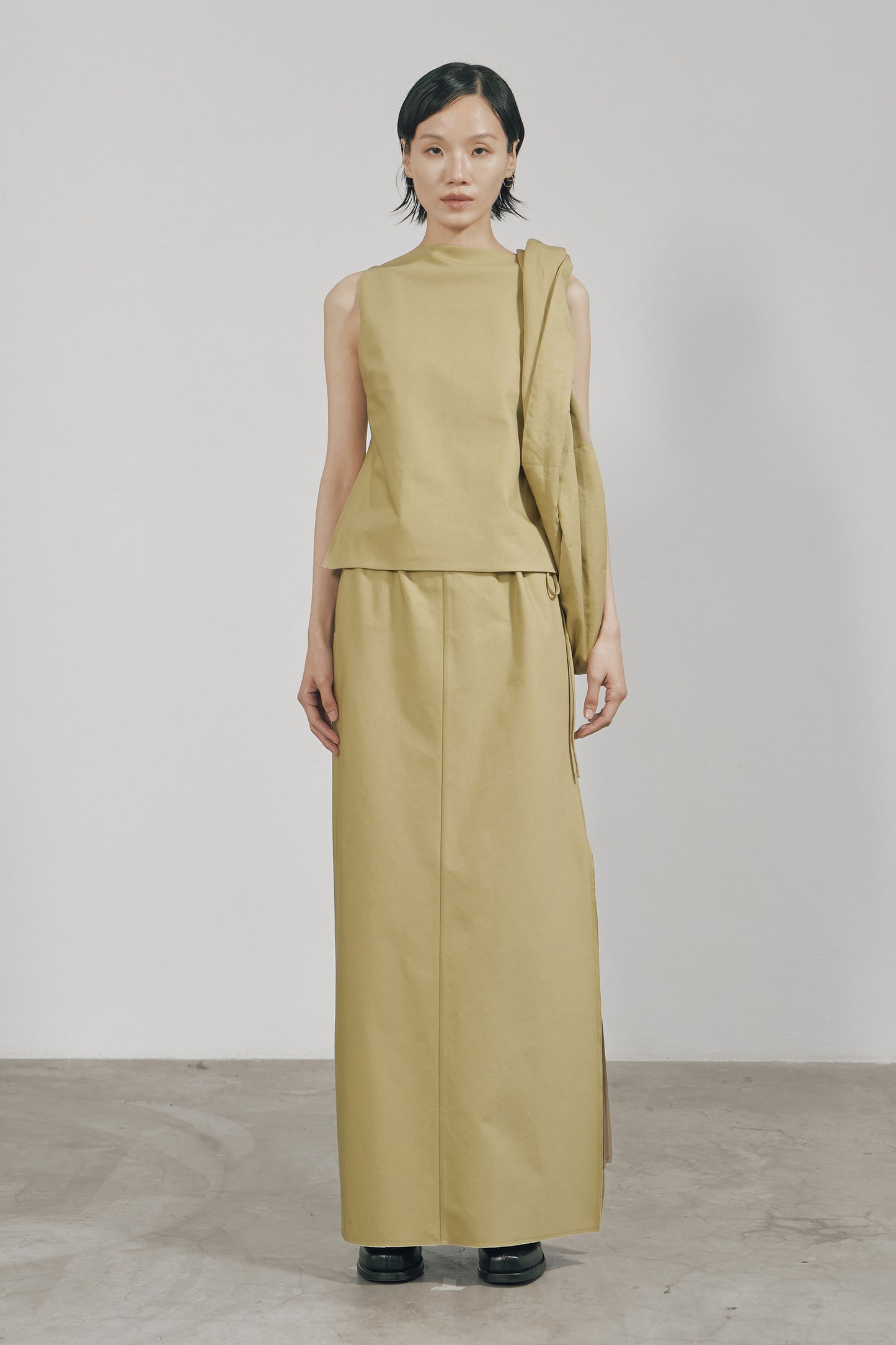 KHAKI COTTON TWILL BIAS CUT RAW EDGE VENTED SKIRT