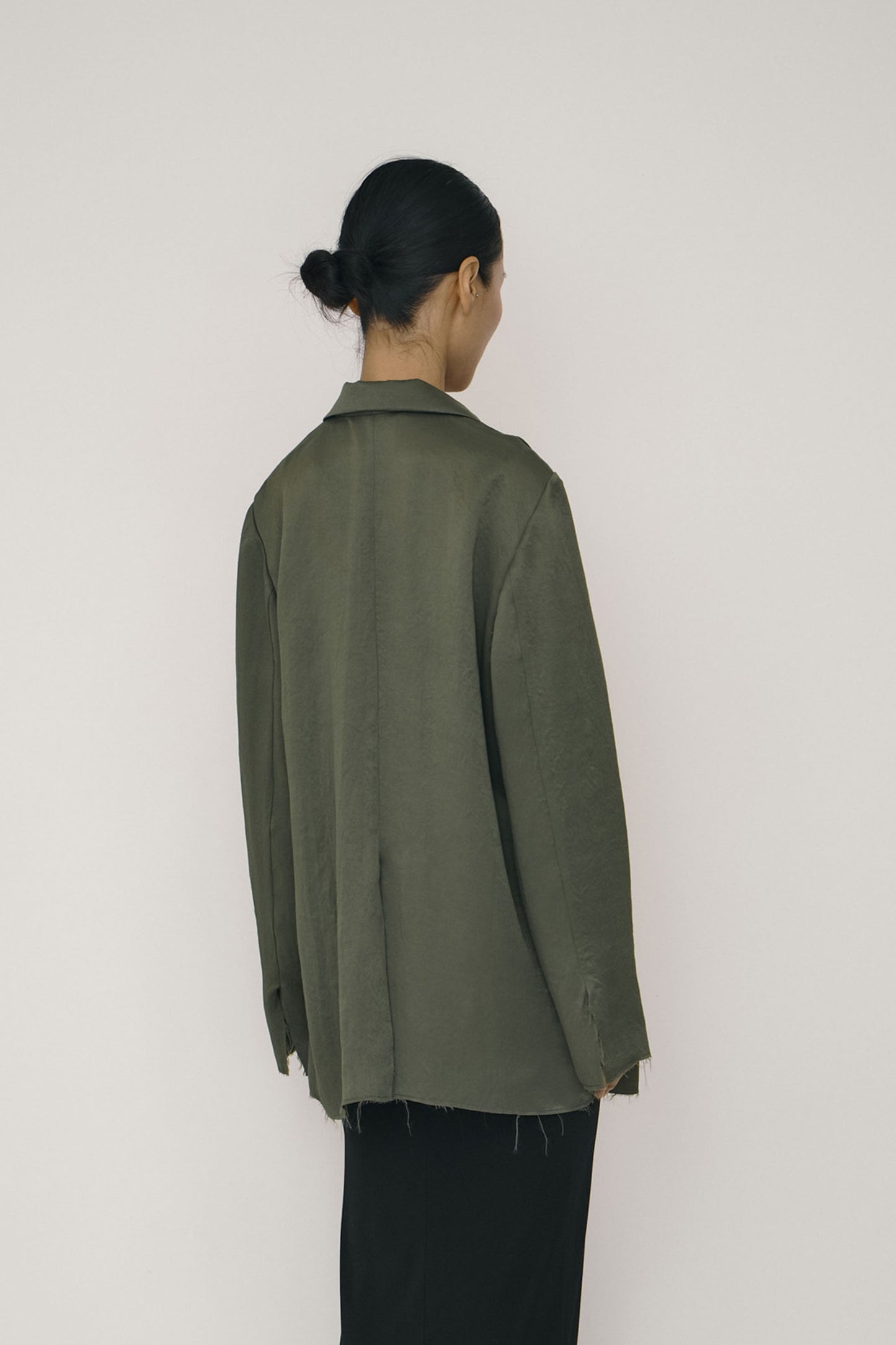 GREEN SATIN RAW EDGE BLAZER SHIRT