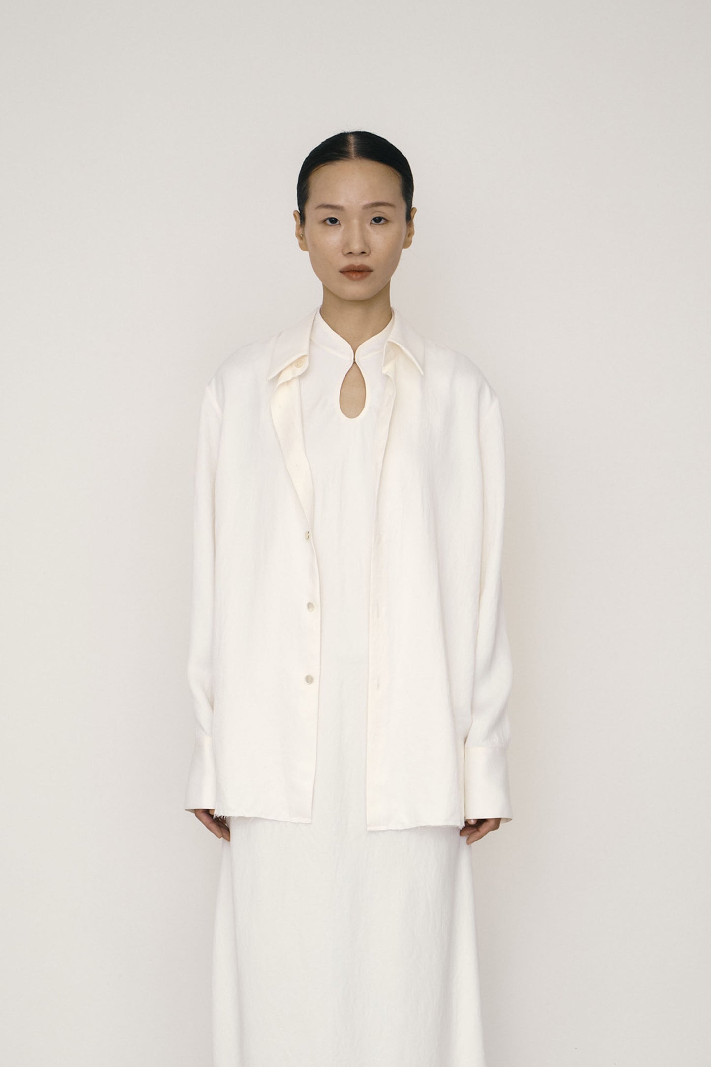 WHITE SATIN RAW EDGE SHIRT
