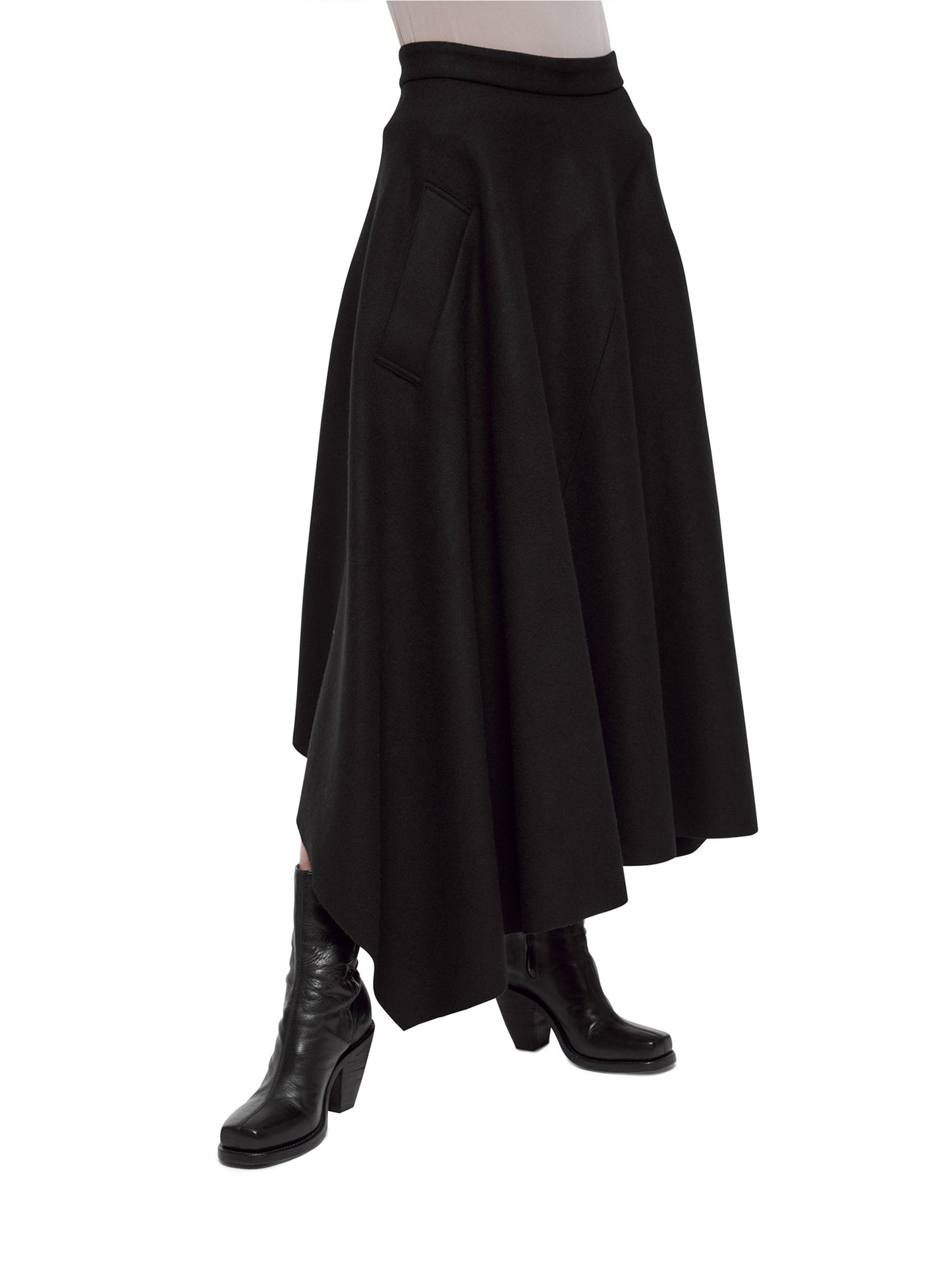 Black Raw Edge Semi-circular Skirt