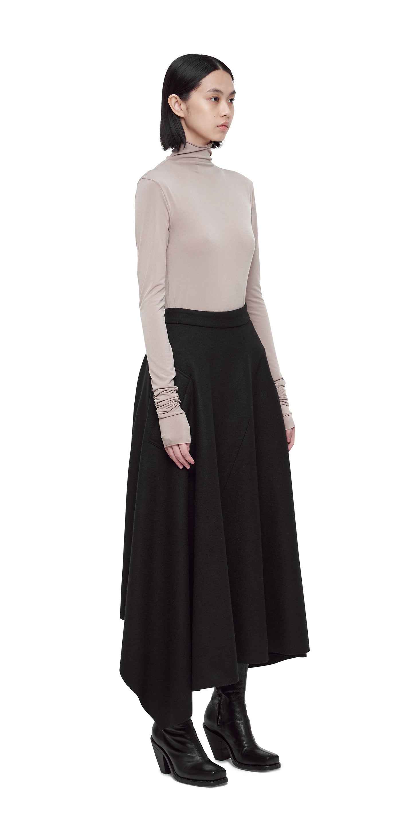 Black Raw Edge Semi-circular Skirt