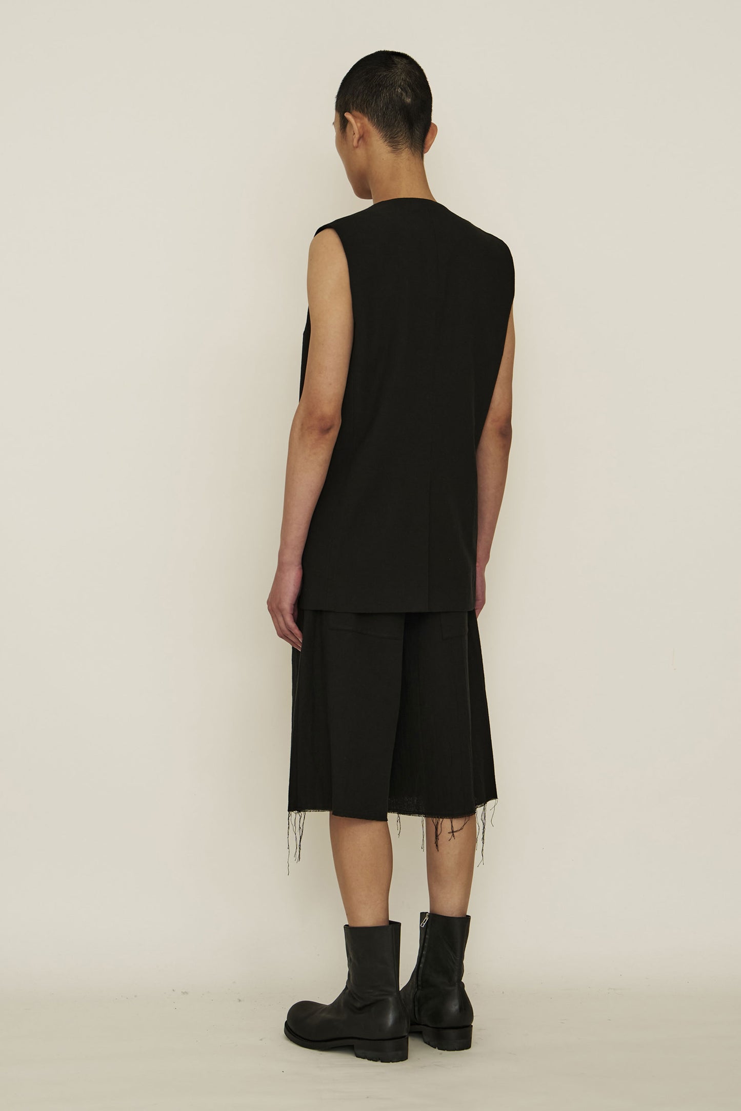 BLACK COTTON SUIT VEST