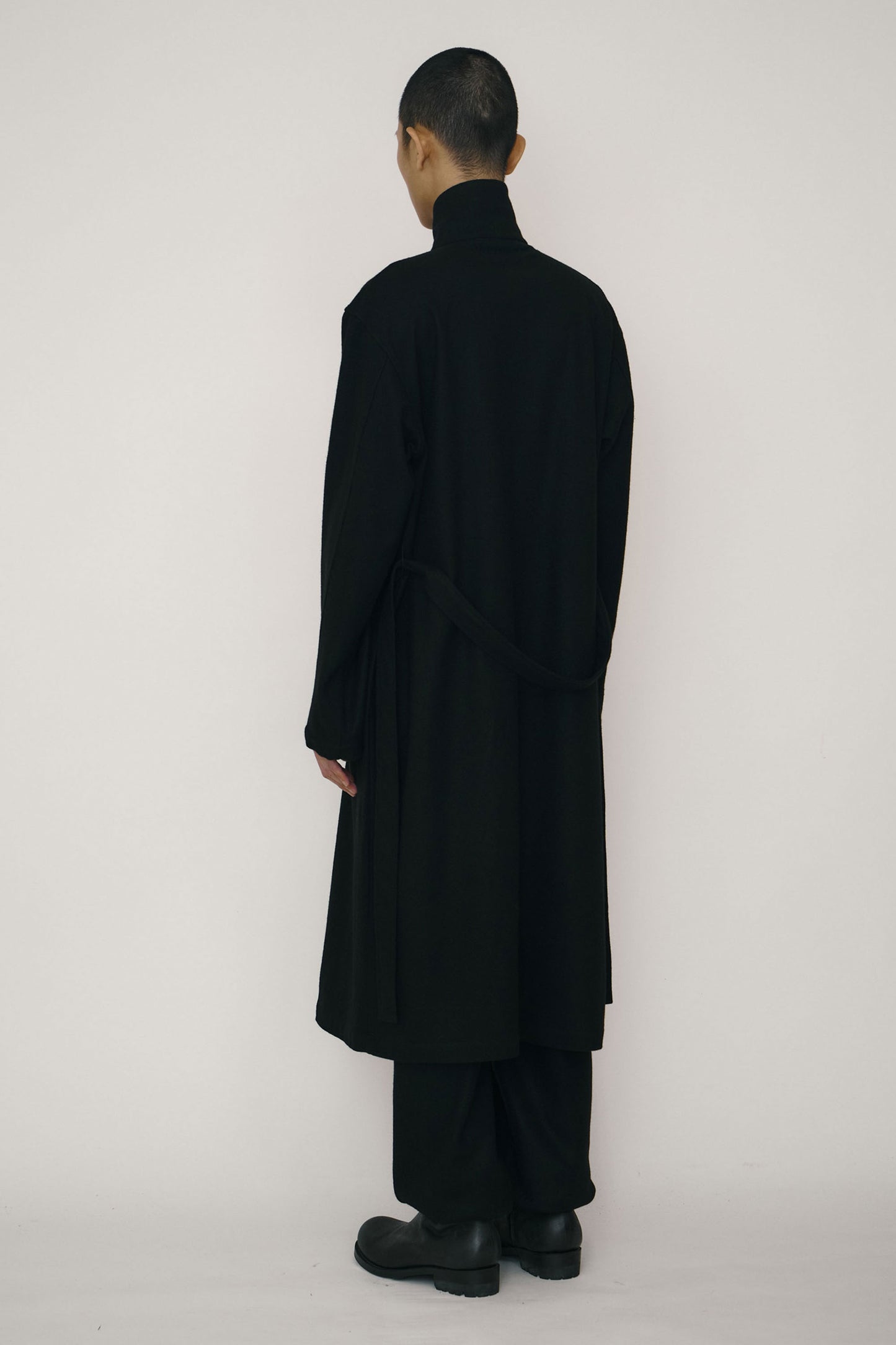 BLACK WOOL ROBE COAT