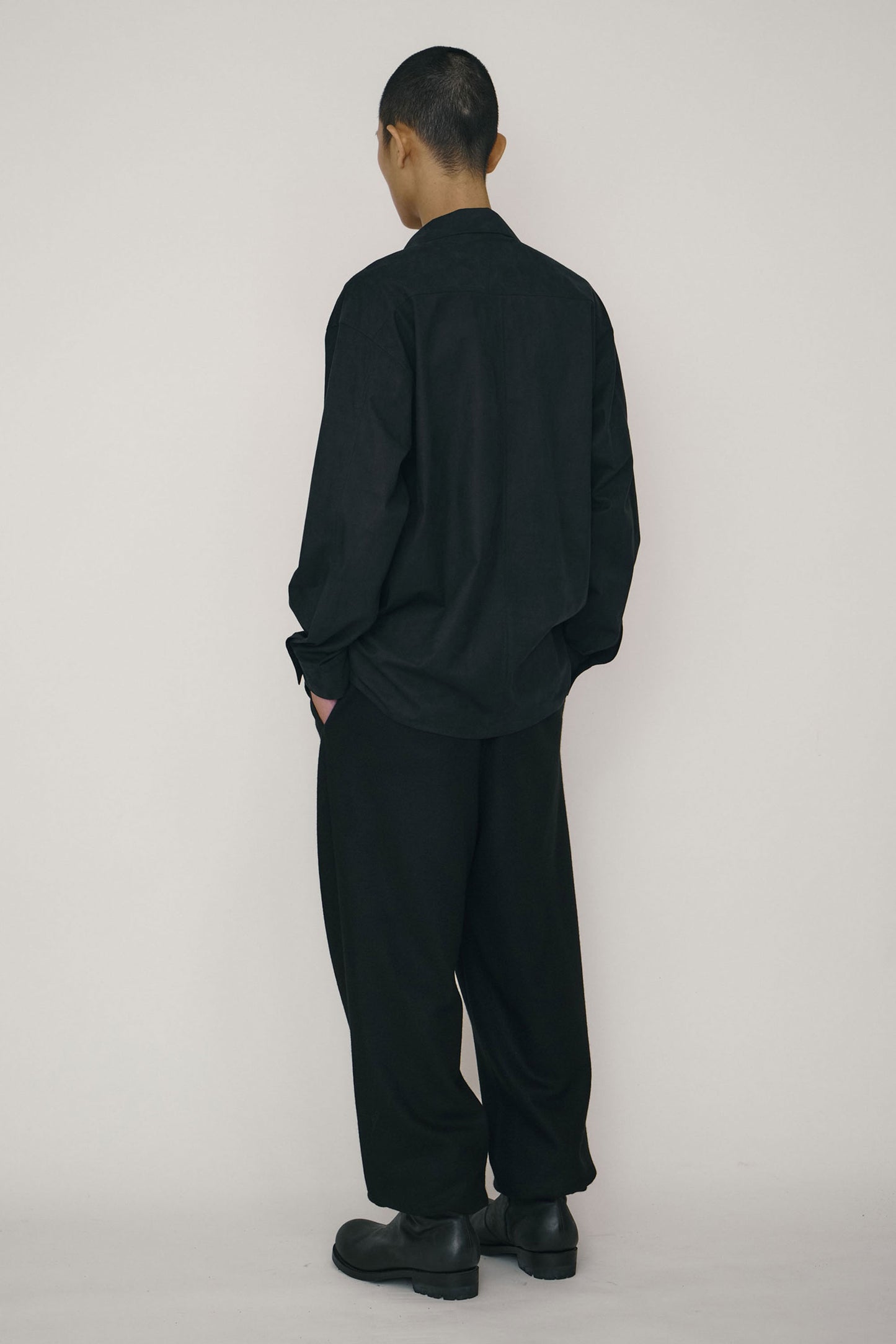 BLACK FAUX-SUEDE LONG-SLEEVE SHIRT JACKET (MADE TO ORDER)