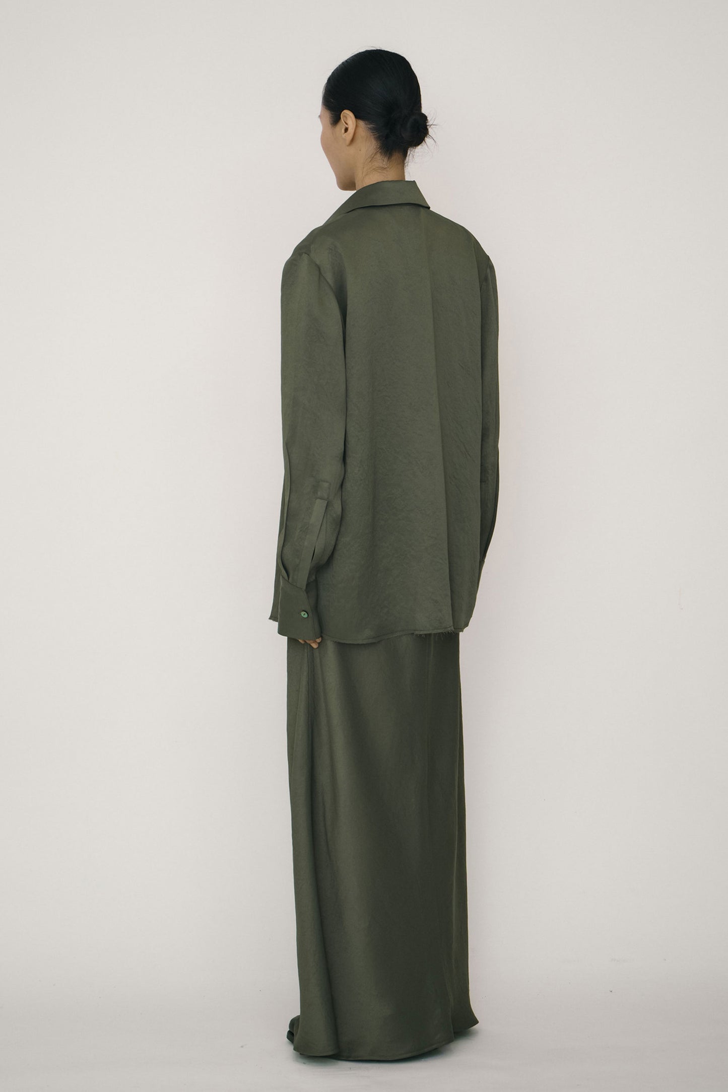 GREEN SATIN RAW EDGE SHIRT