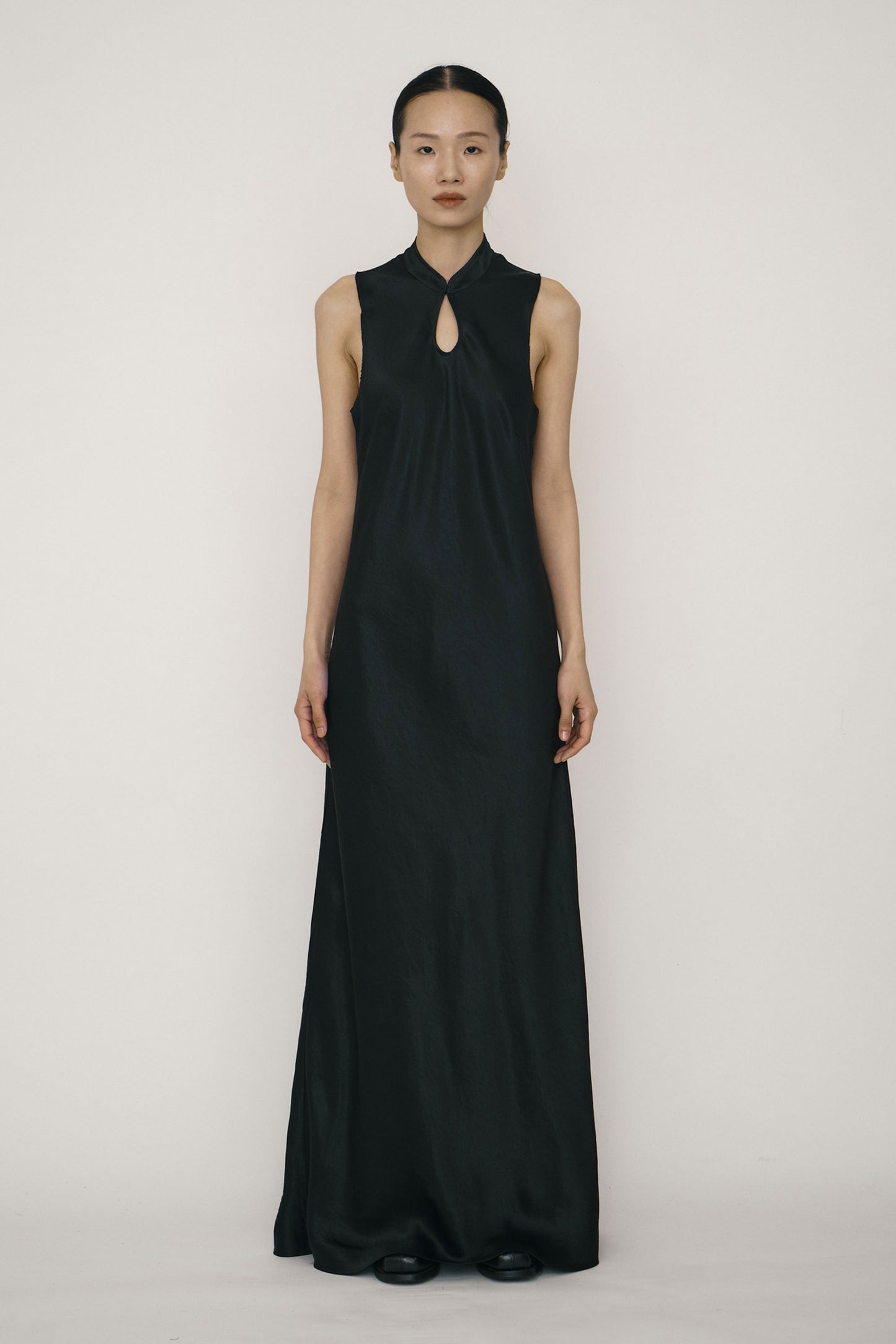 BLACK SATIN MANDARIN COLLAR BIAS-CUT DRESS