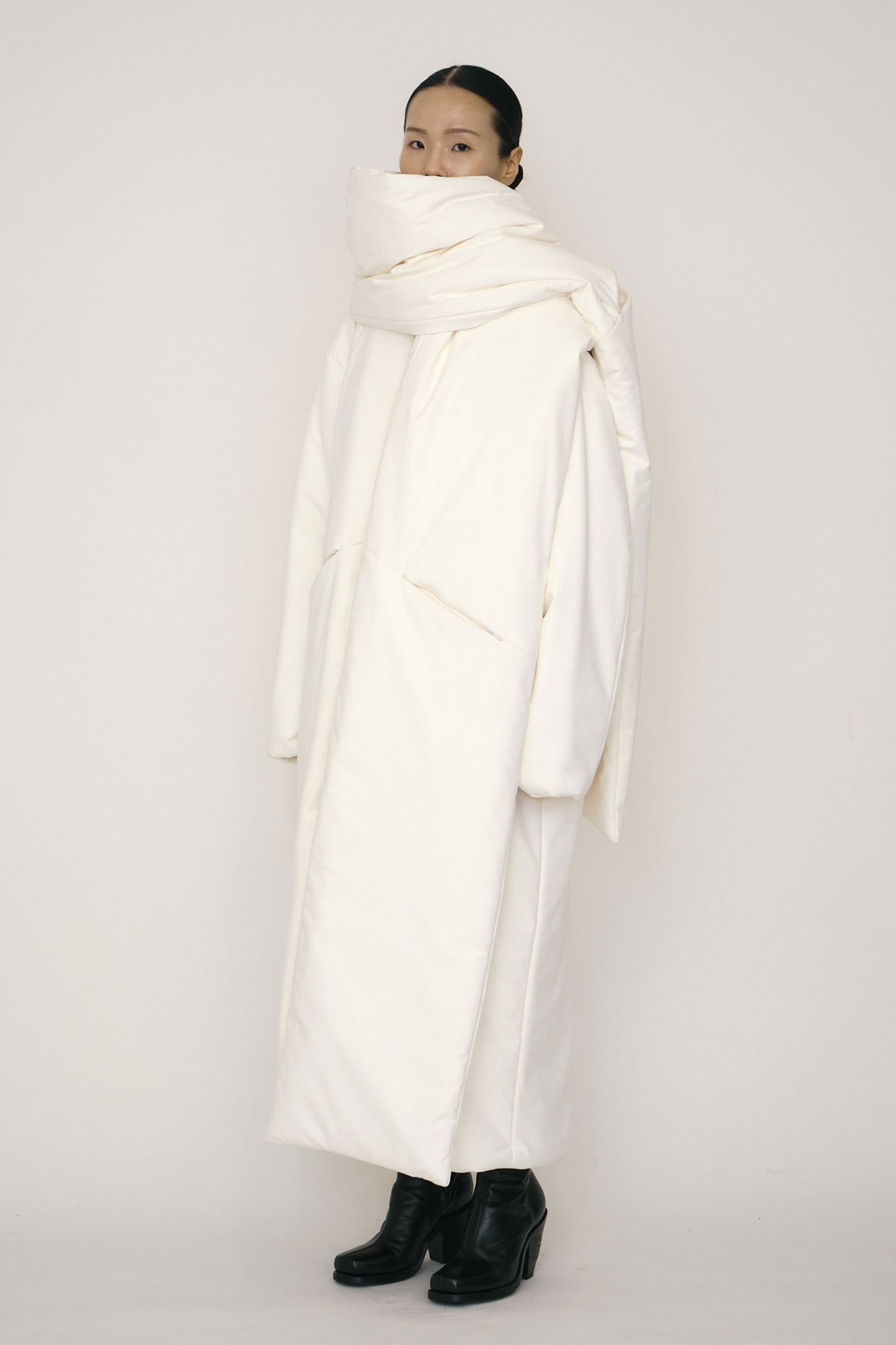 WHITE FAUX-SUEDE PADDED MAXI SCARF