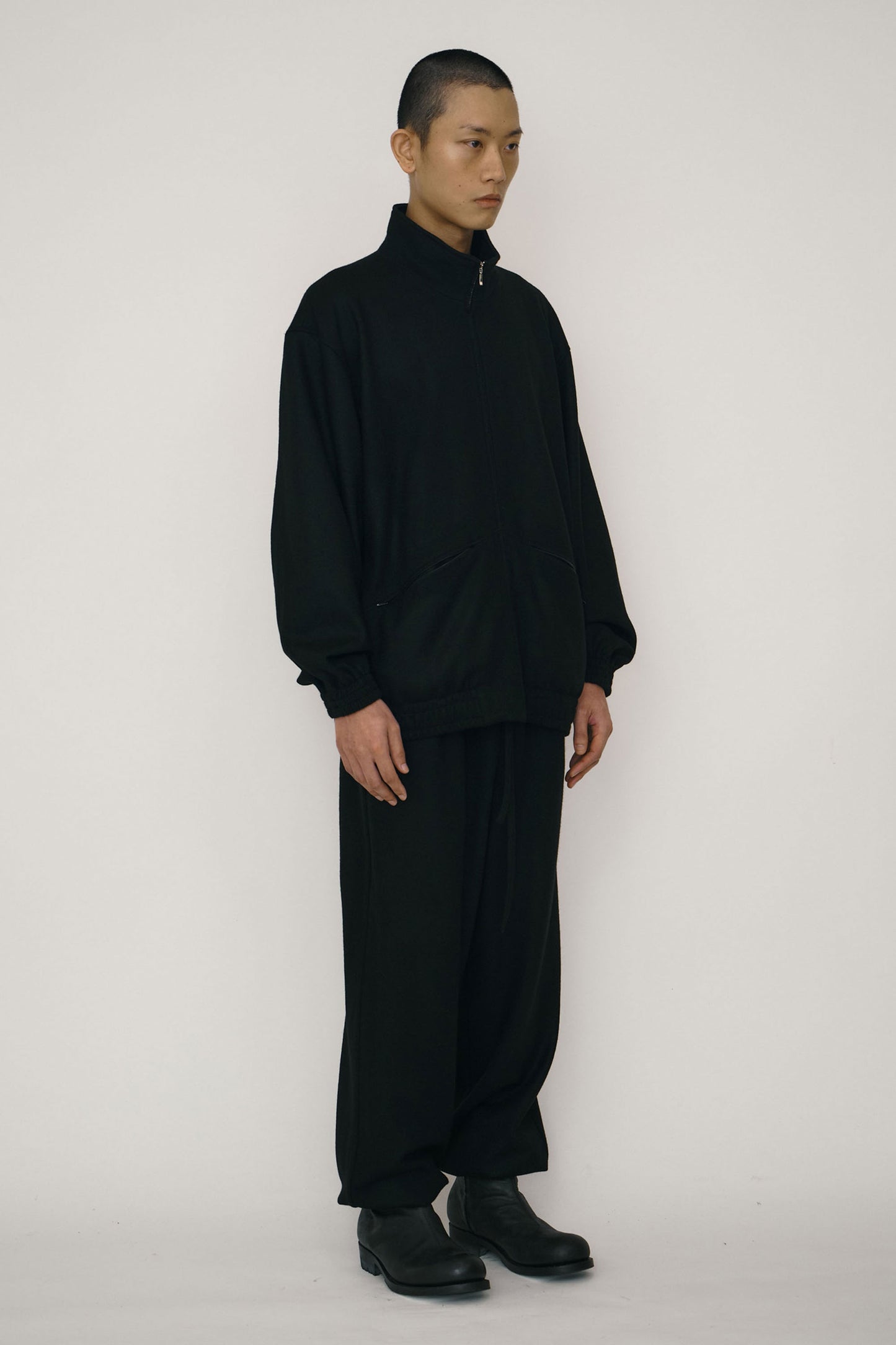 BLACK KNIT WOOL HIGH-NECK ZIP TRACK JACKET