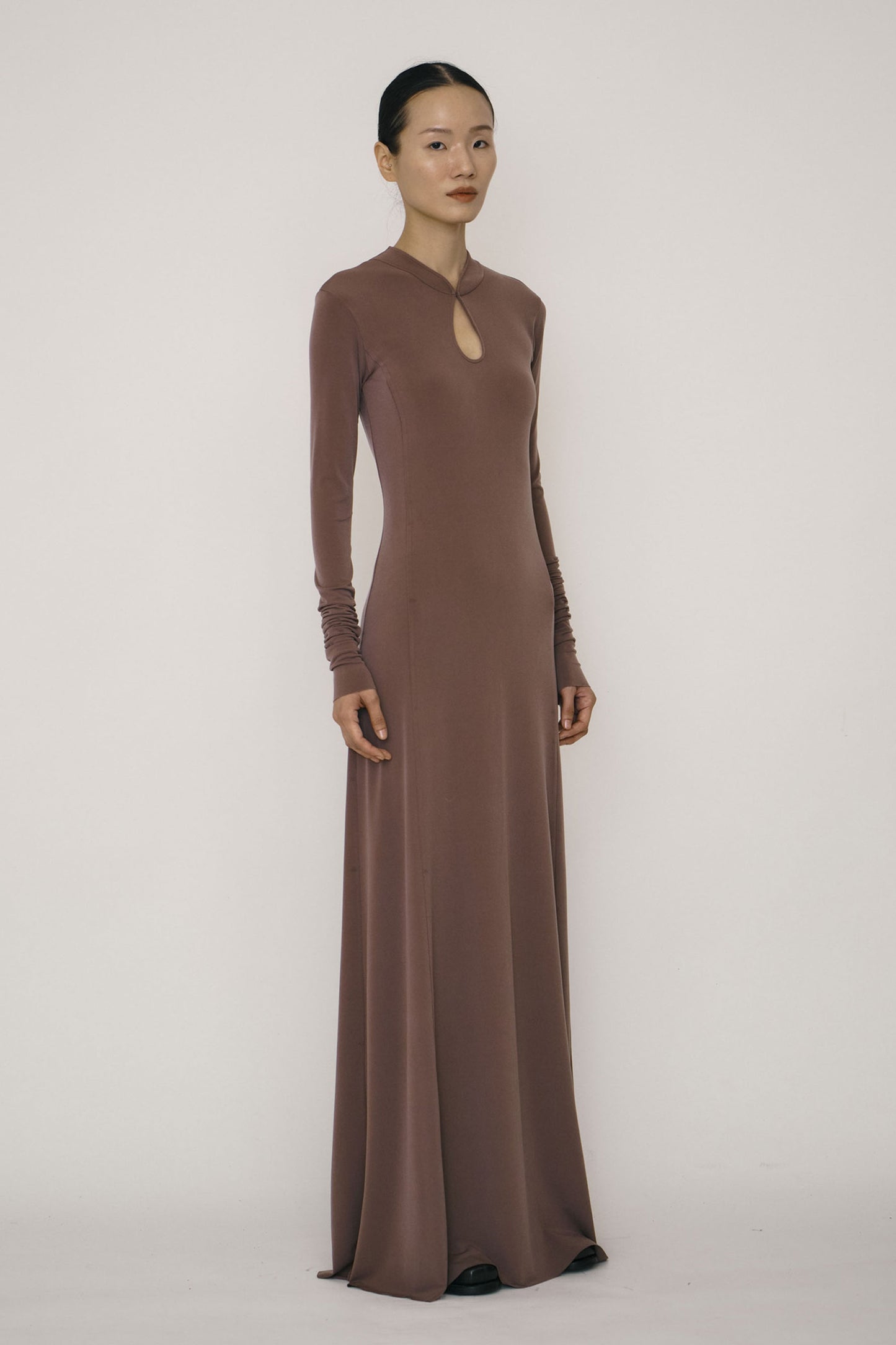 KHAKI SKINNY LONG-SLEEVE MANDARIN COLLAR FLARED MAXI DRESS