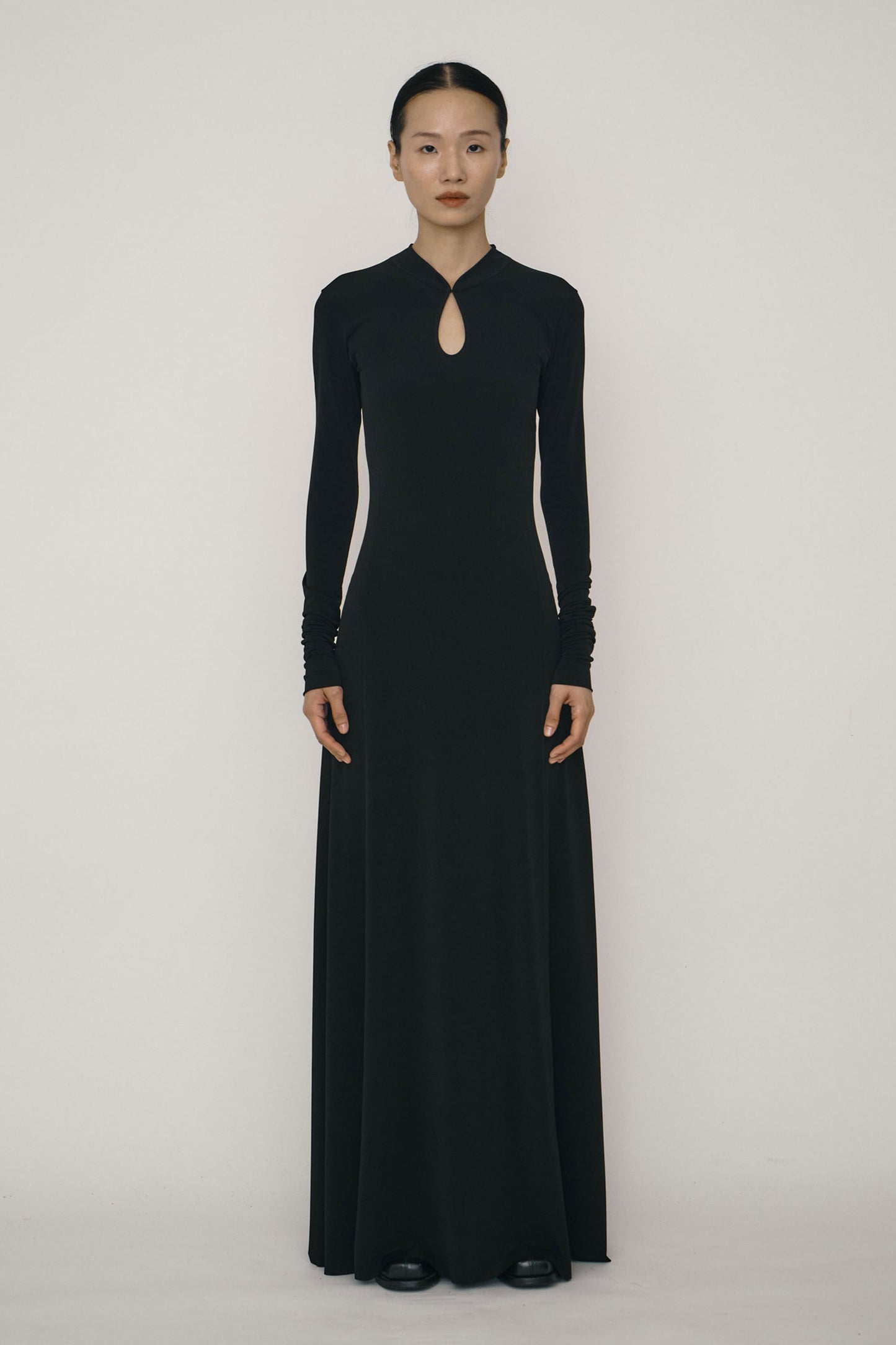 BLACK SKINNY LONG-SLEEVE MANDARIN COLLAR FLARED MAXI DRESS