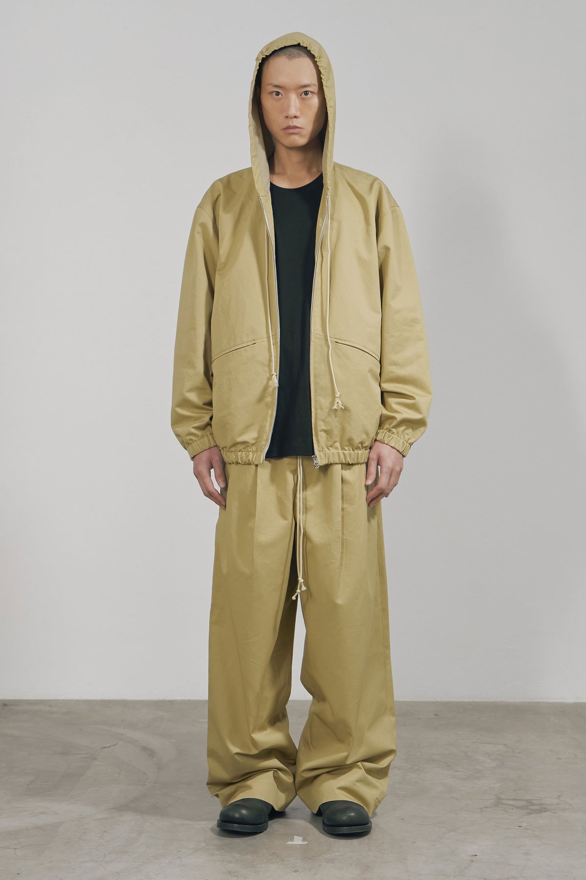 KHAKI COTTON TWILL DOUBLE PLEATED TROUSERS