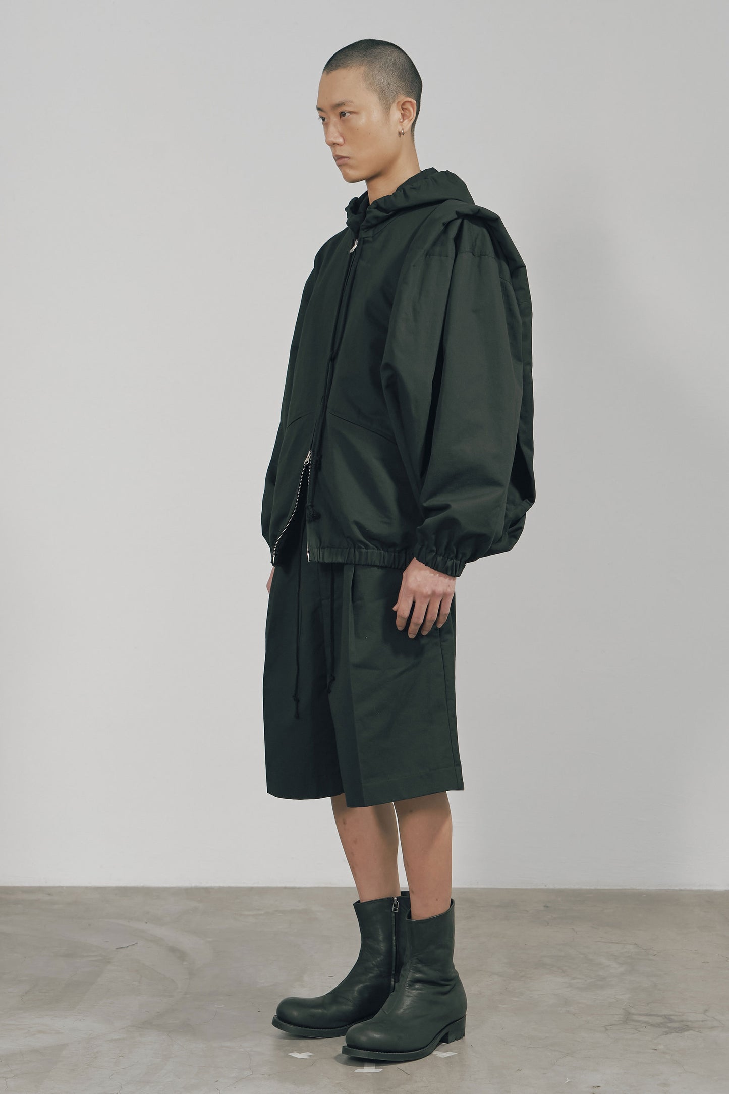 BLACK COTTON TWILL HOODED JACKET (MADE TO ORDER)