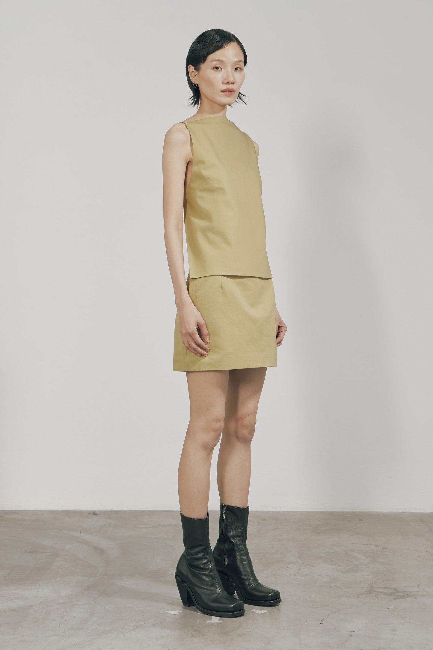KHAKI COTTON TWILL OPEN BACK TOP