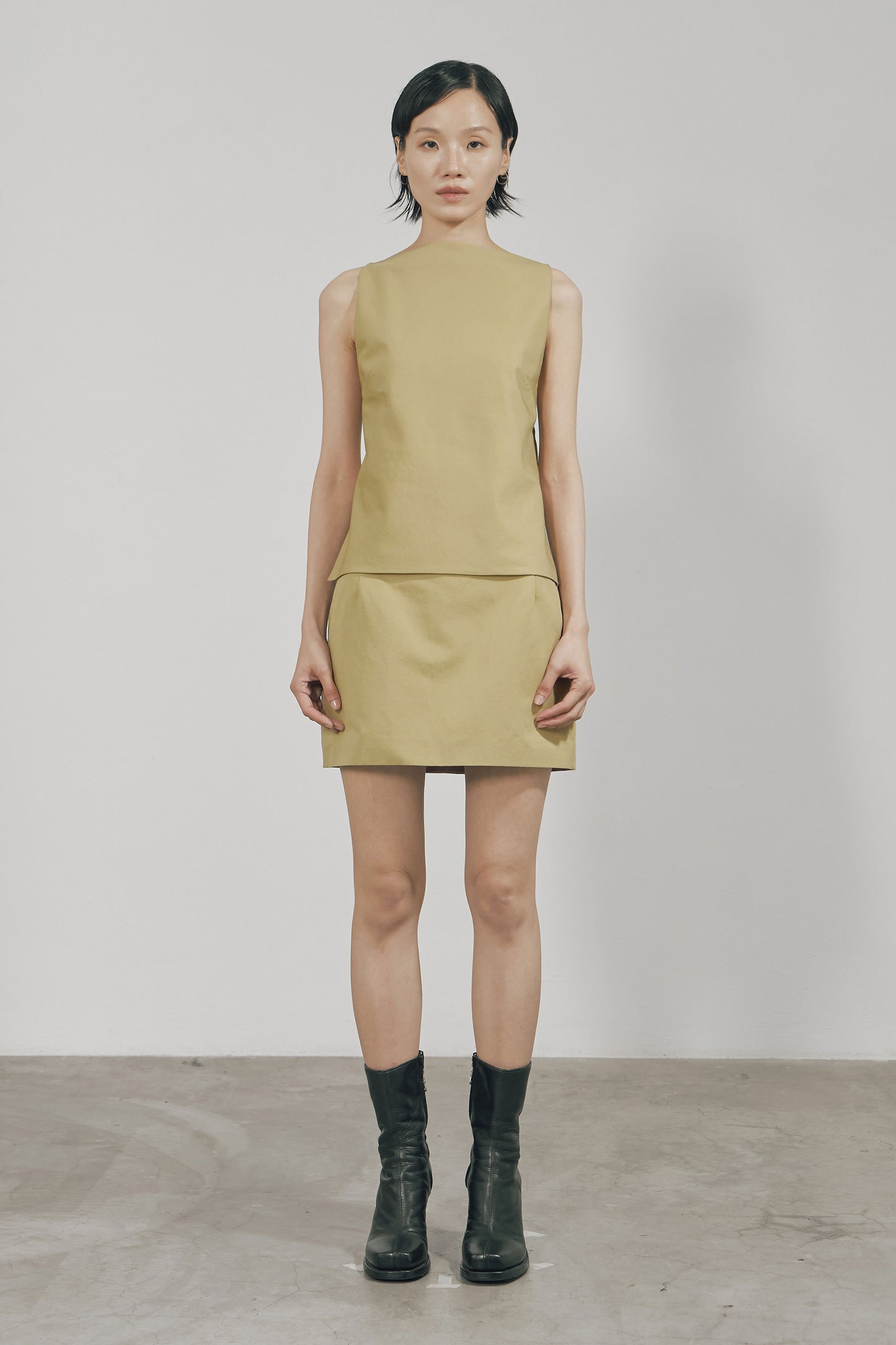 KHAKI COTTON TWILL OPEN BACK TOP