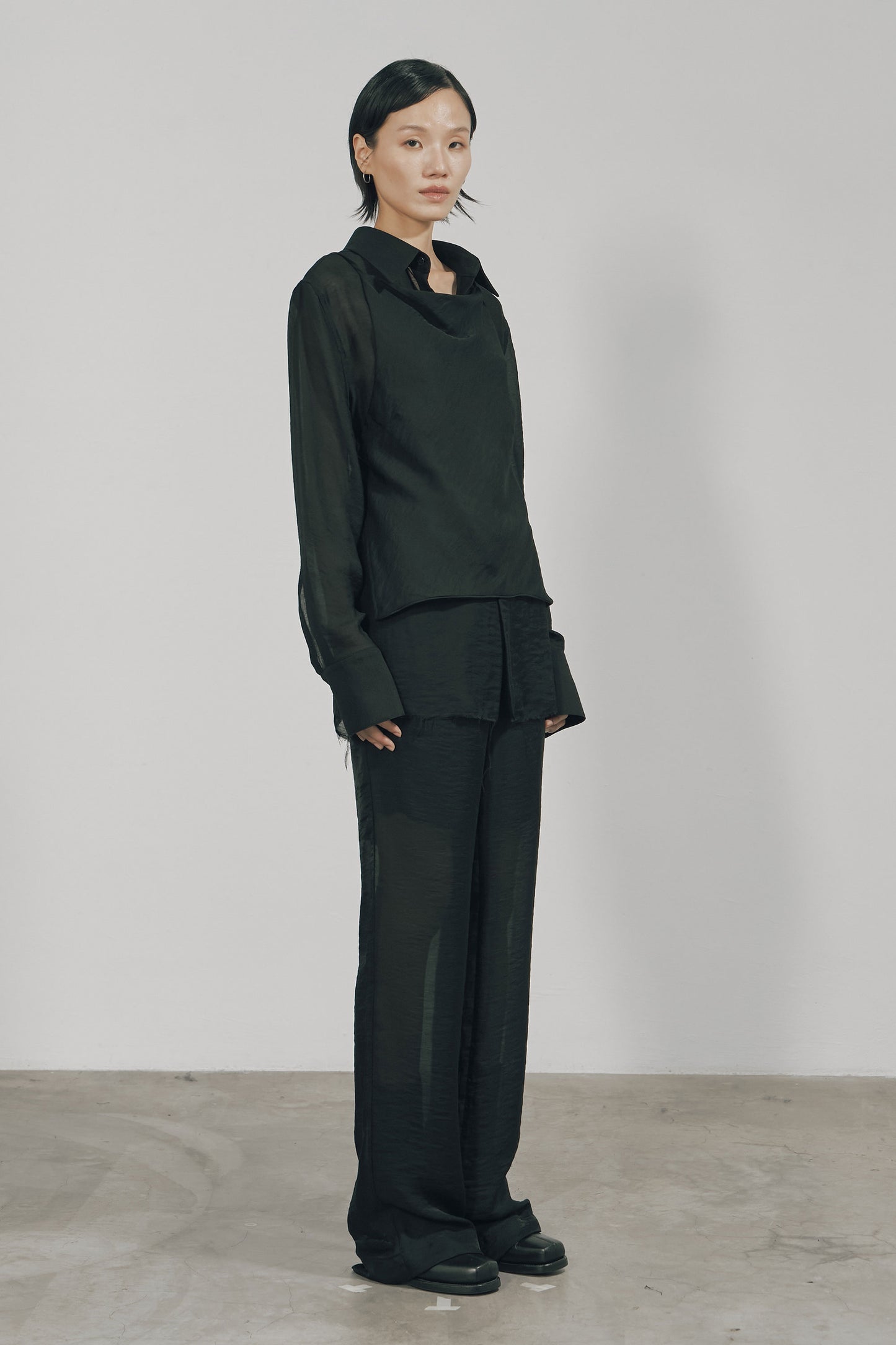 BLACK TENCEL STRAIGHT TROUSERS (MADE TO ORDER)
