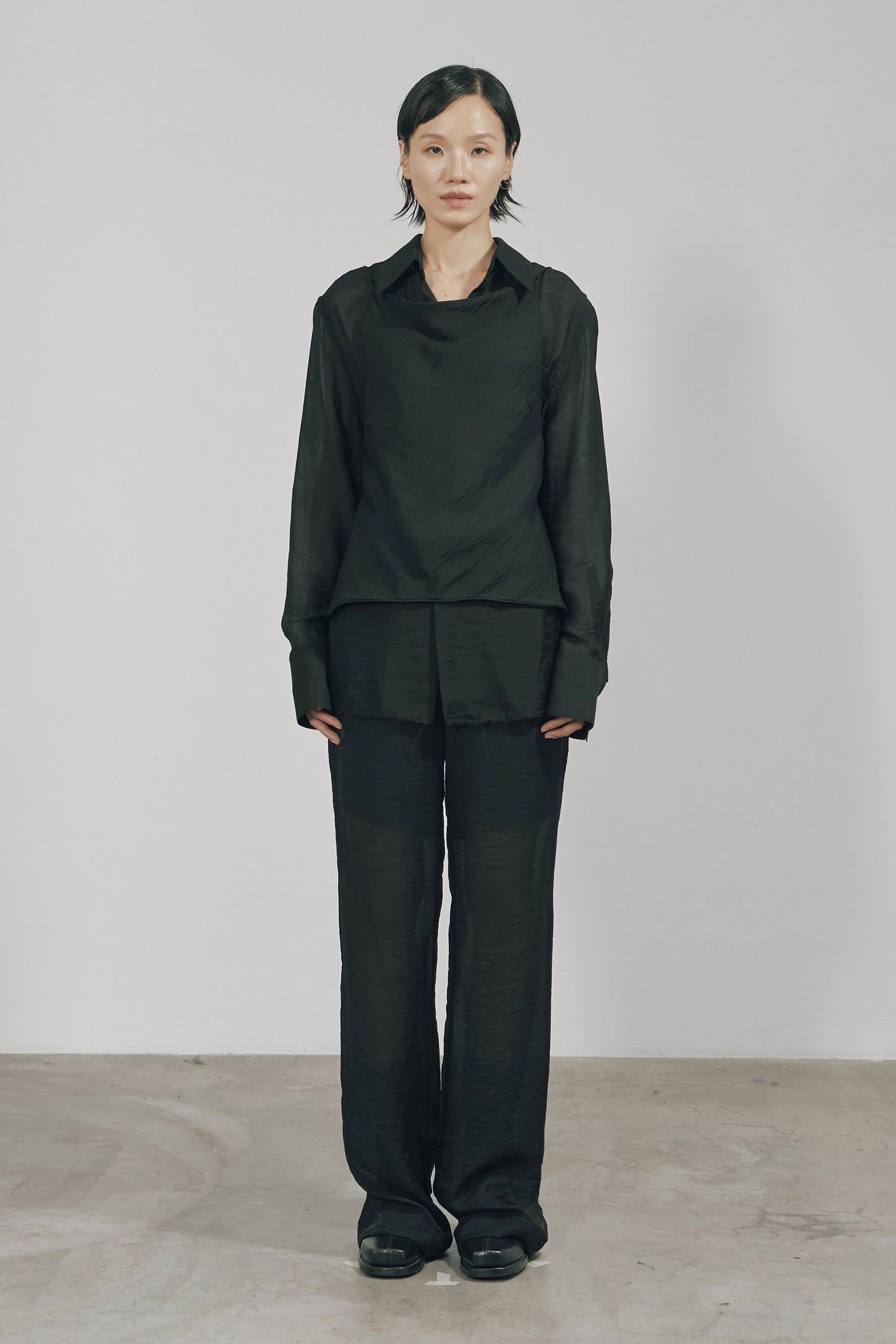 BLACK TENCEL STRAIGHT TROUSERS (MADE TO ORDER)