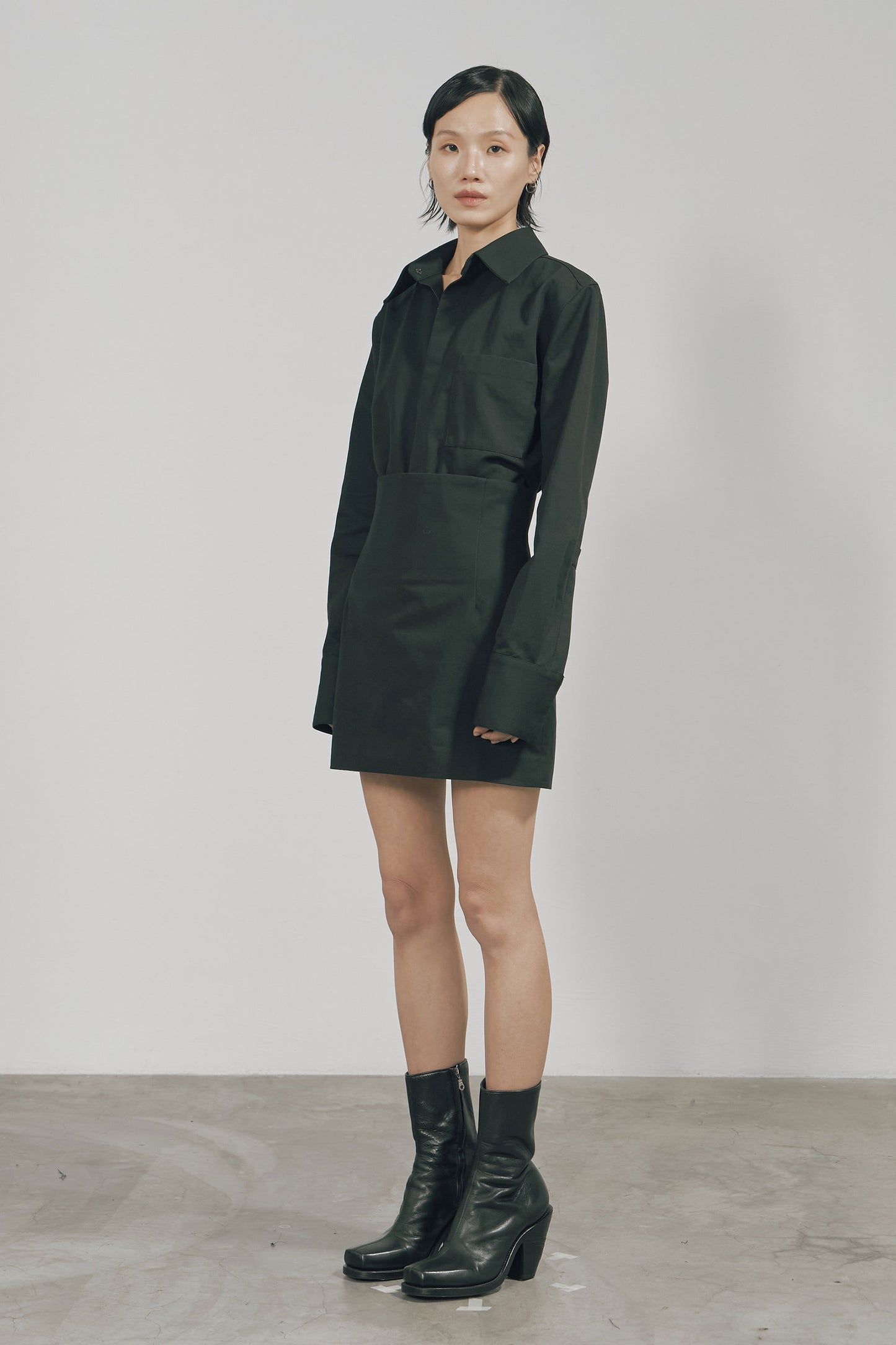 BLACK COTTON TWILL SNAP RAW EDGE SLIM SHIRT