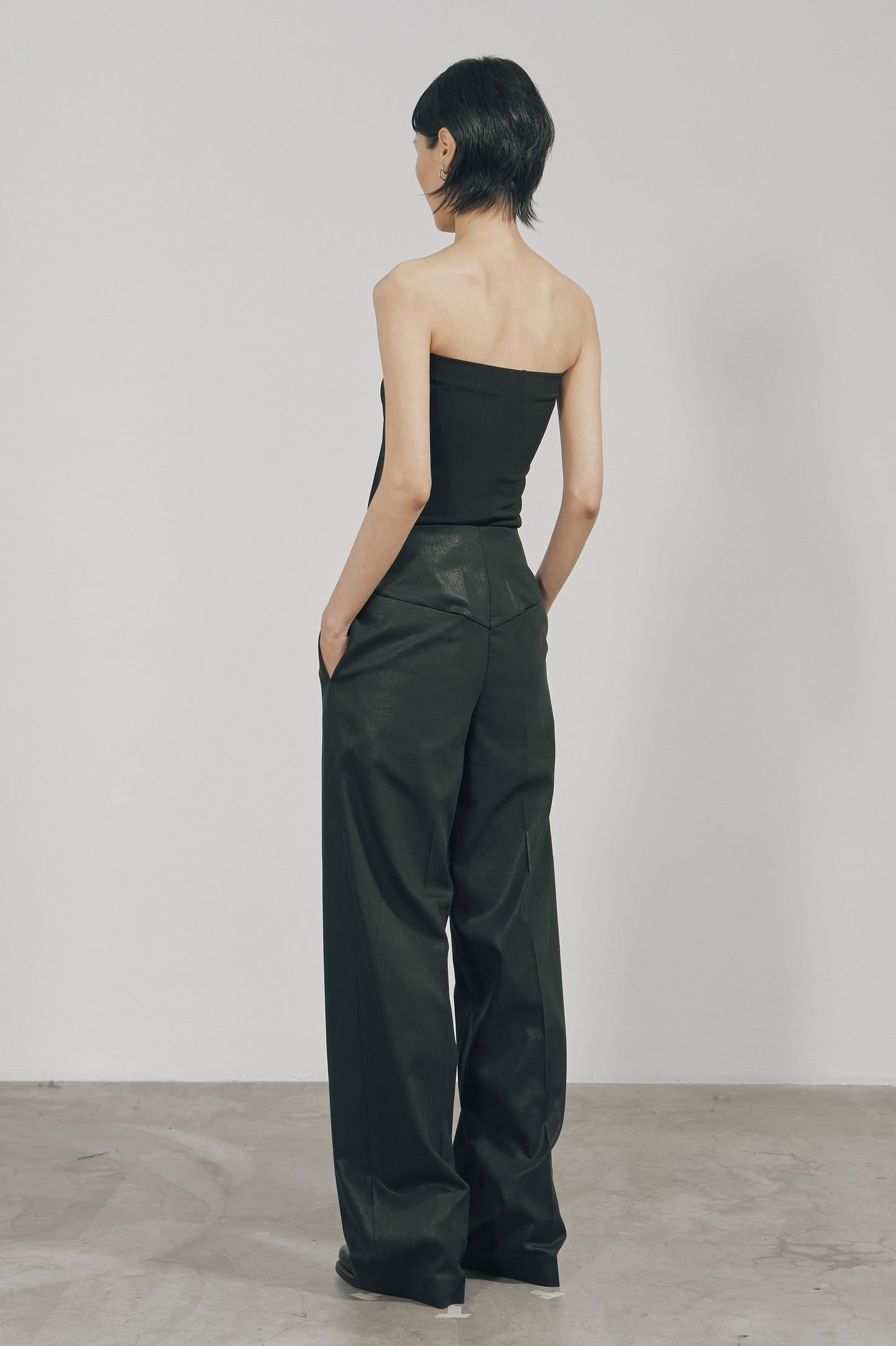 BLACK SKINNY TUBE TOP