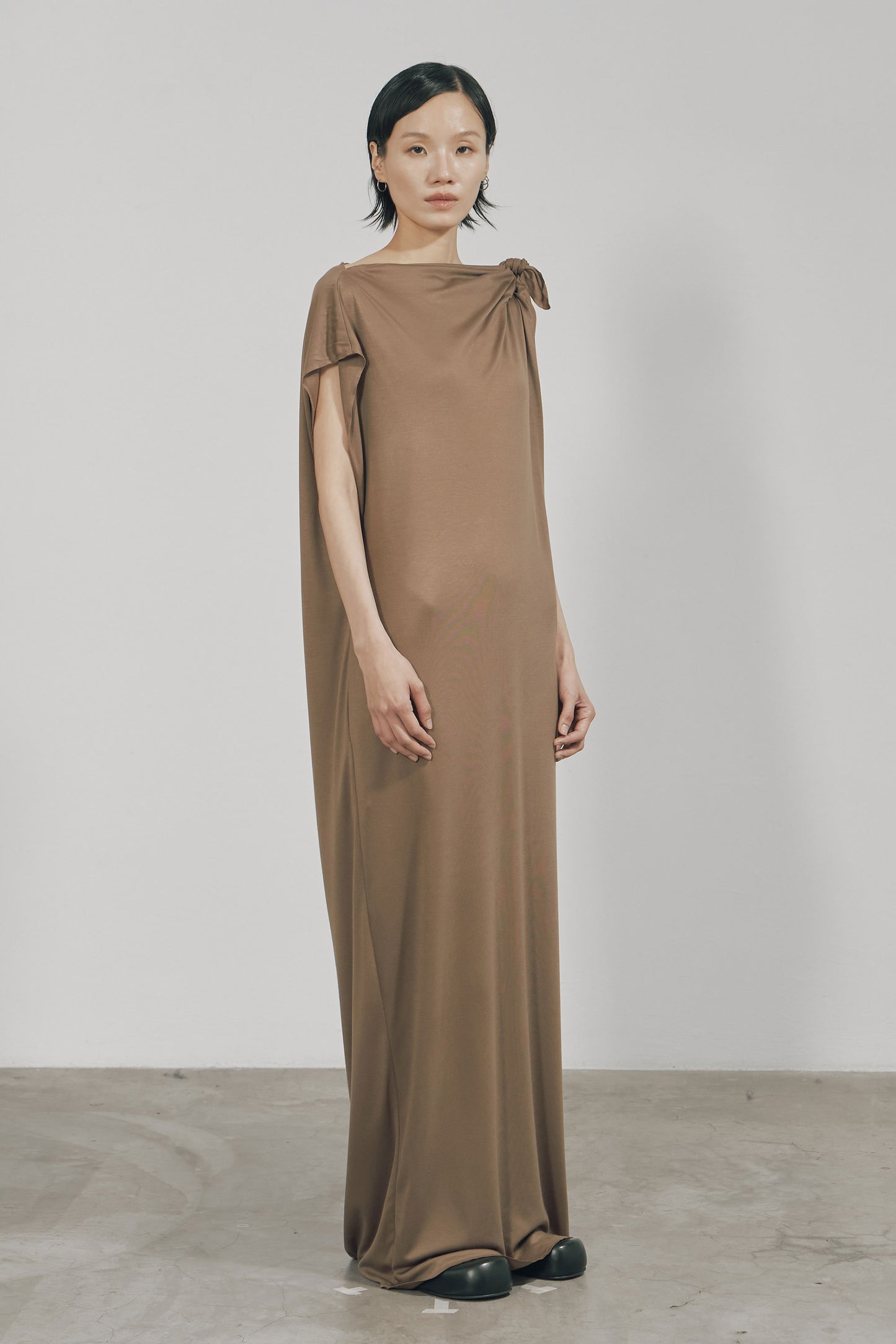 KHAKI TENCEL JERSEY RAW EDGE ASYMMETRIC CUTTING DRESS