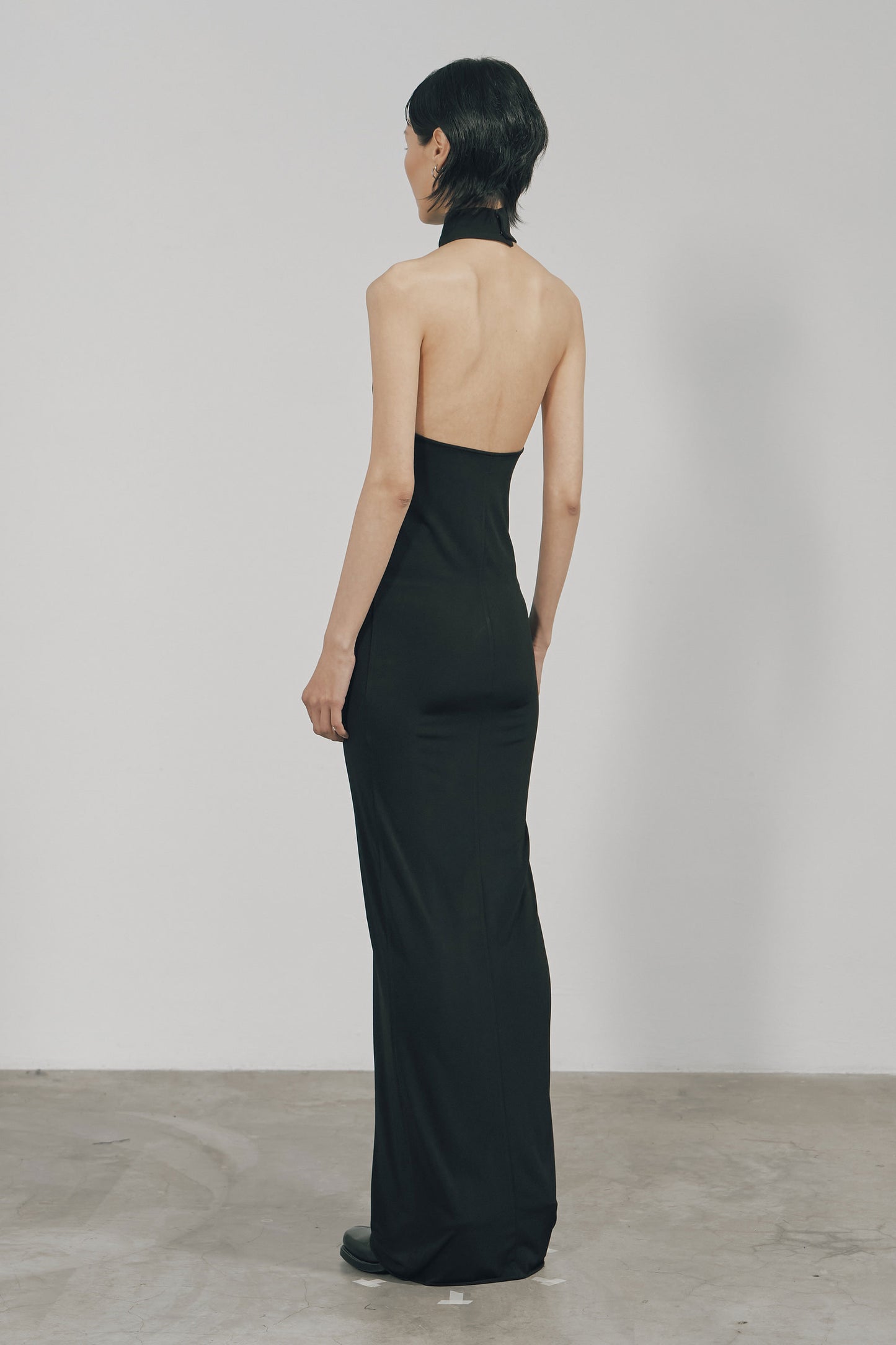 BLACK SKINNY HIGH HALTERNECK MAXI DRESS