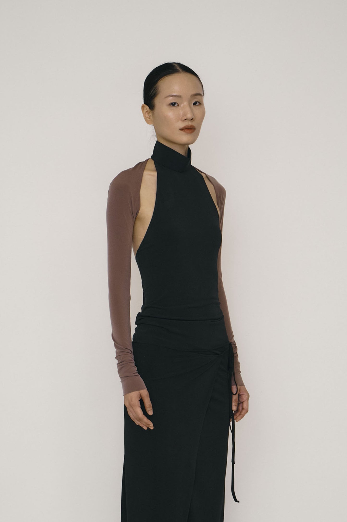 BLACK SKINNY HIGH HALTERNECK TOP