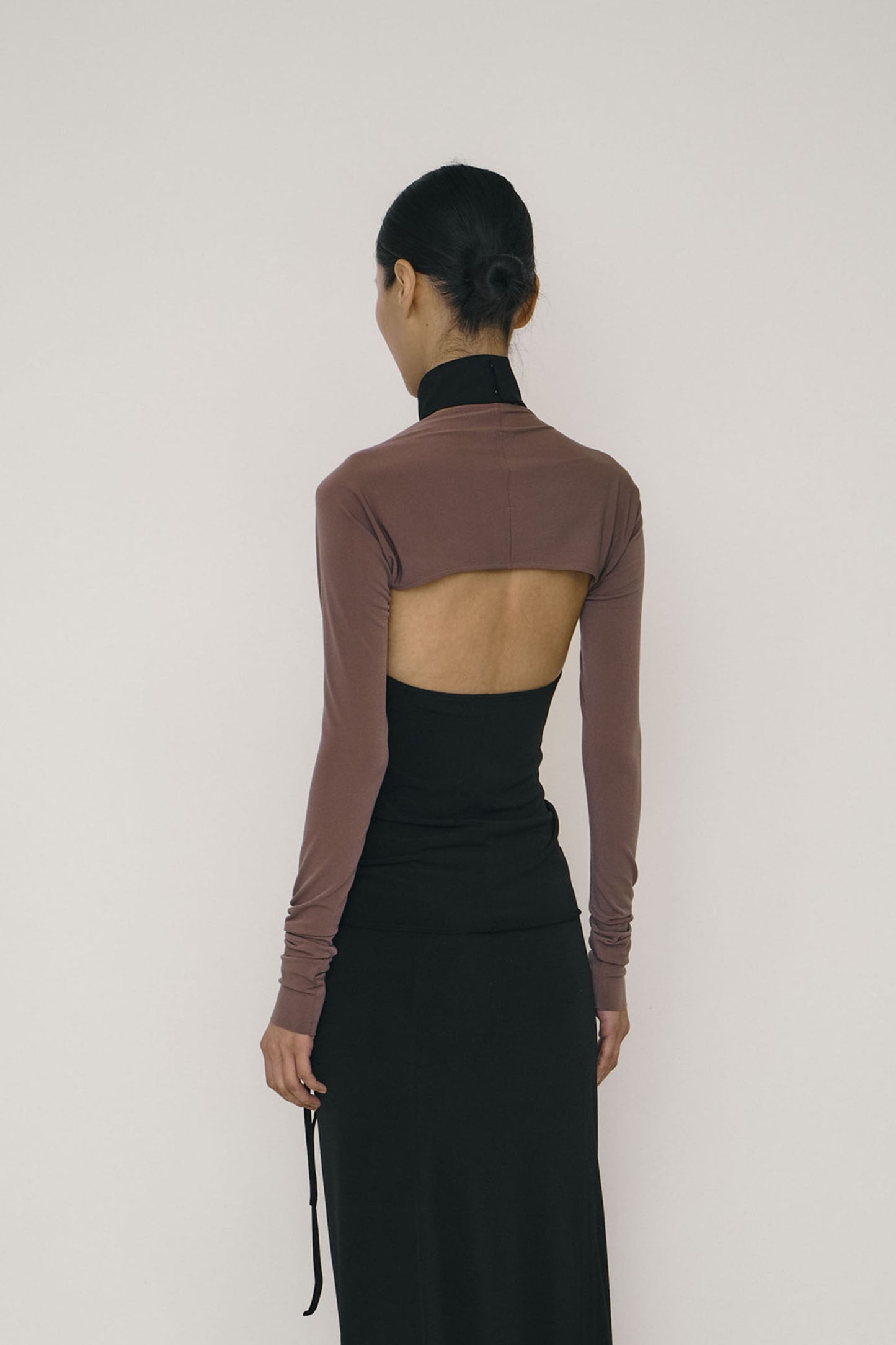 BLACK SKINNY HIGH HALTERNECK TOP