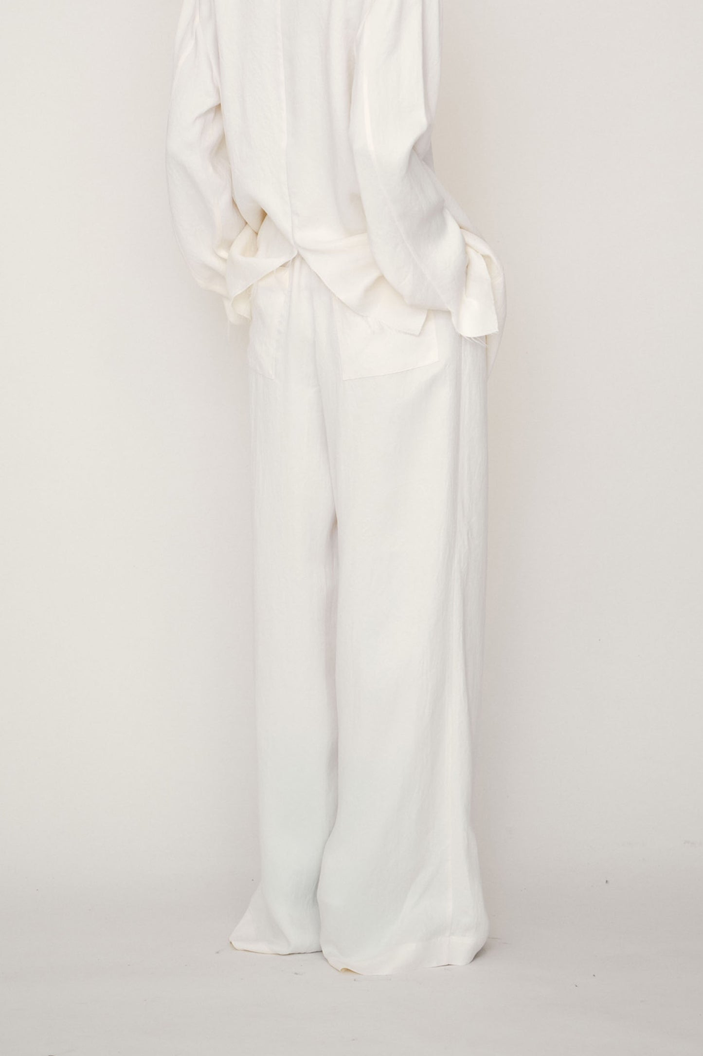 WHITE SATIN WIDE PANTS