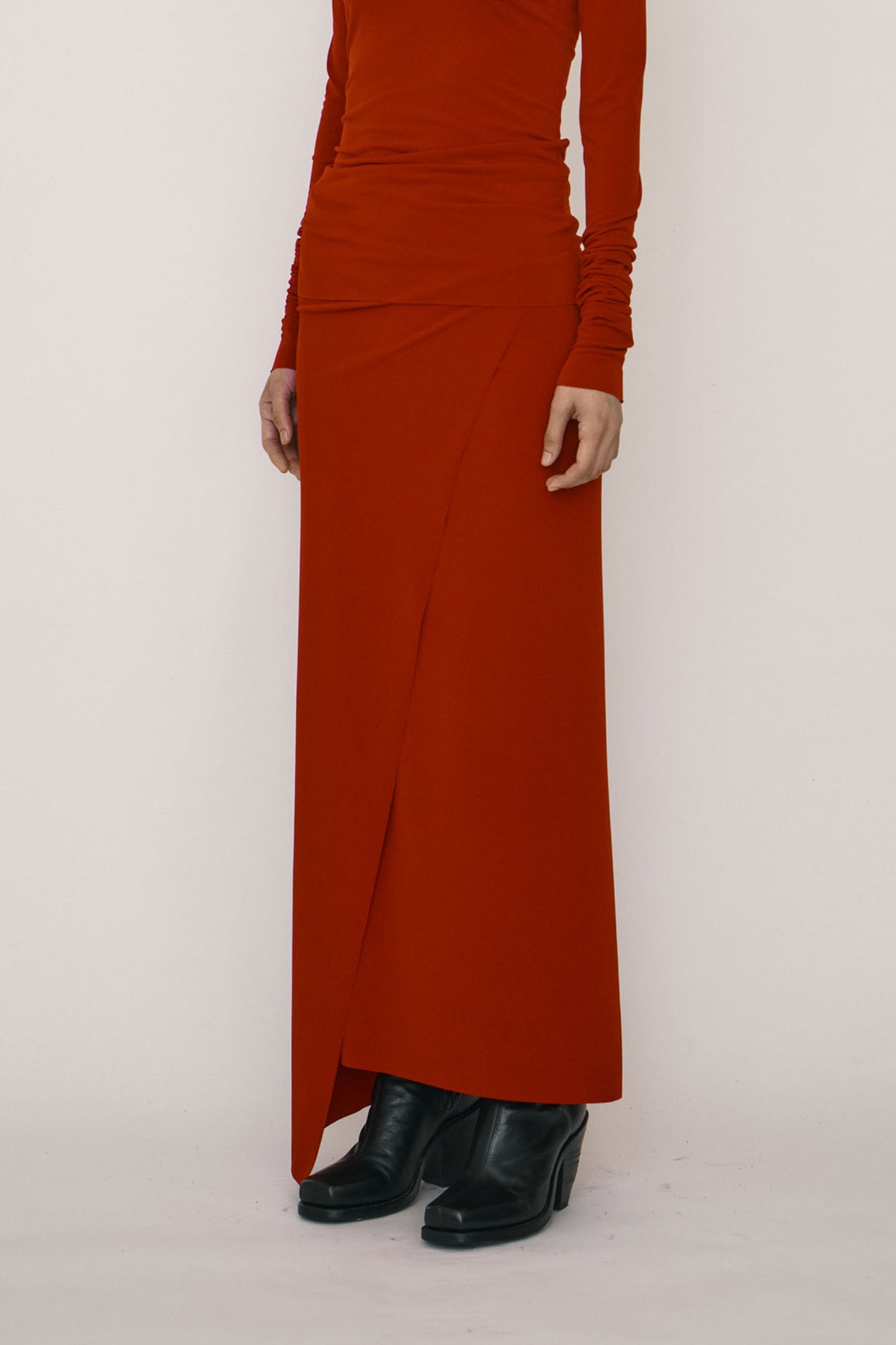 RED ONE-PIECE WRAP SKIRT